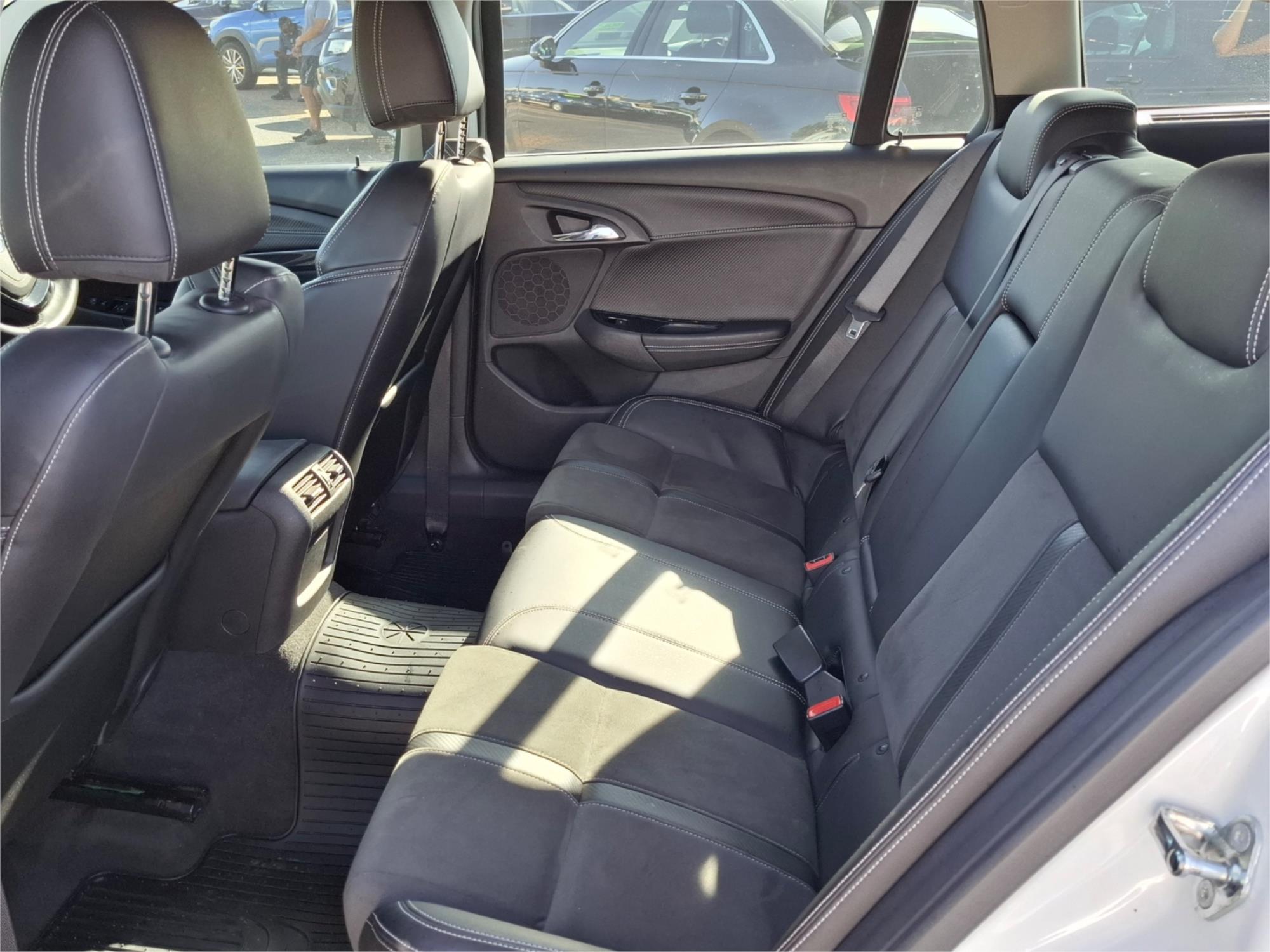 2016 HOLDEN COMMODORE VF II SV6 6 SP AUTOMATIC 4D SPORTWAGON