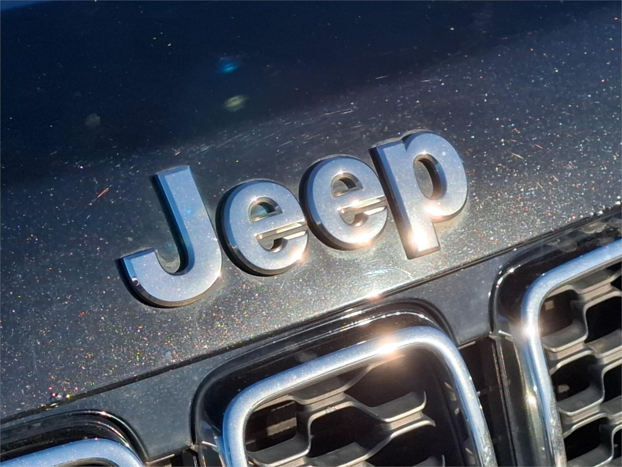 2018 JEEP GRAND CHEROKEE WK MY18 LAREDO (4x2) 8 SP AUTOMATIC 4D WAGON