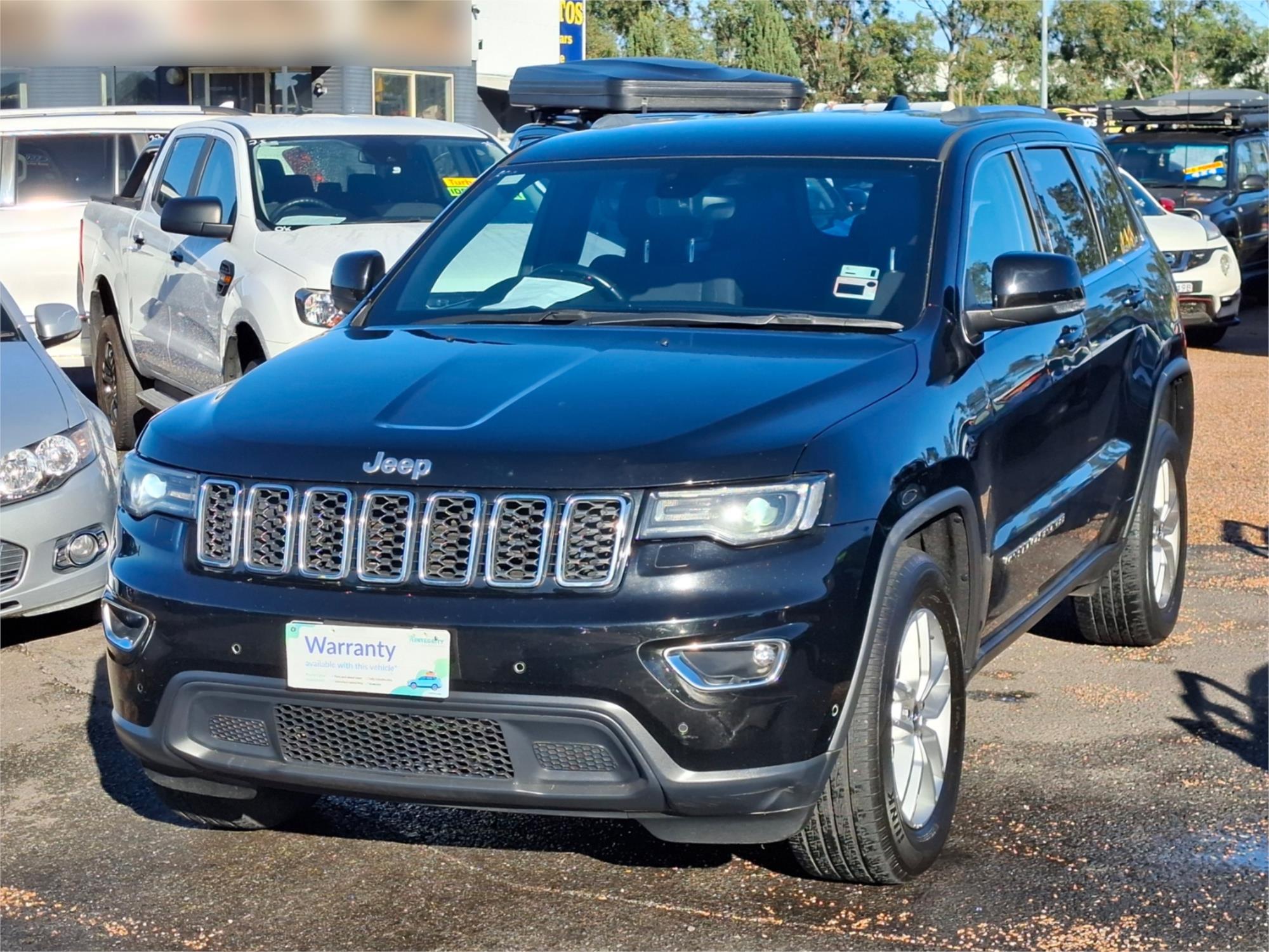2018 JEEP GRAND CHEROKEE WK MY18 LAREDO (4x2) 8 SP AUTOMATIC 4D WAGON