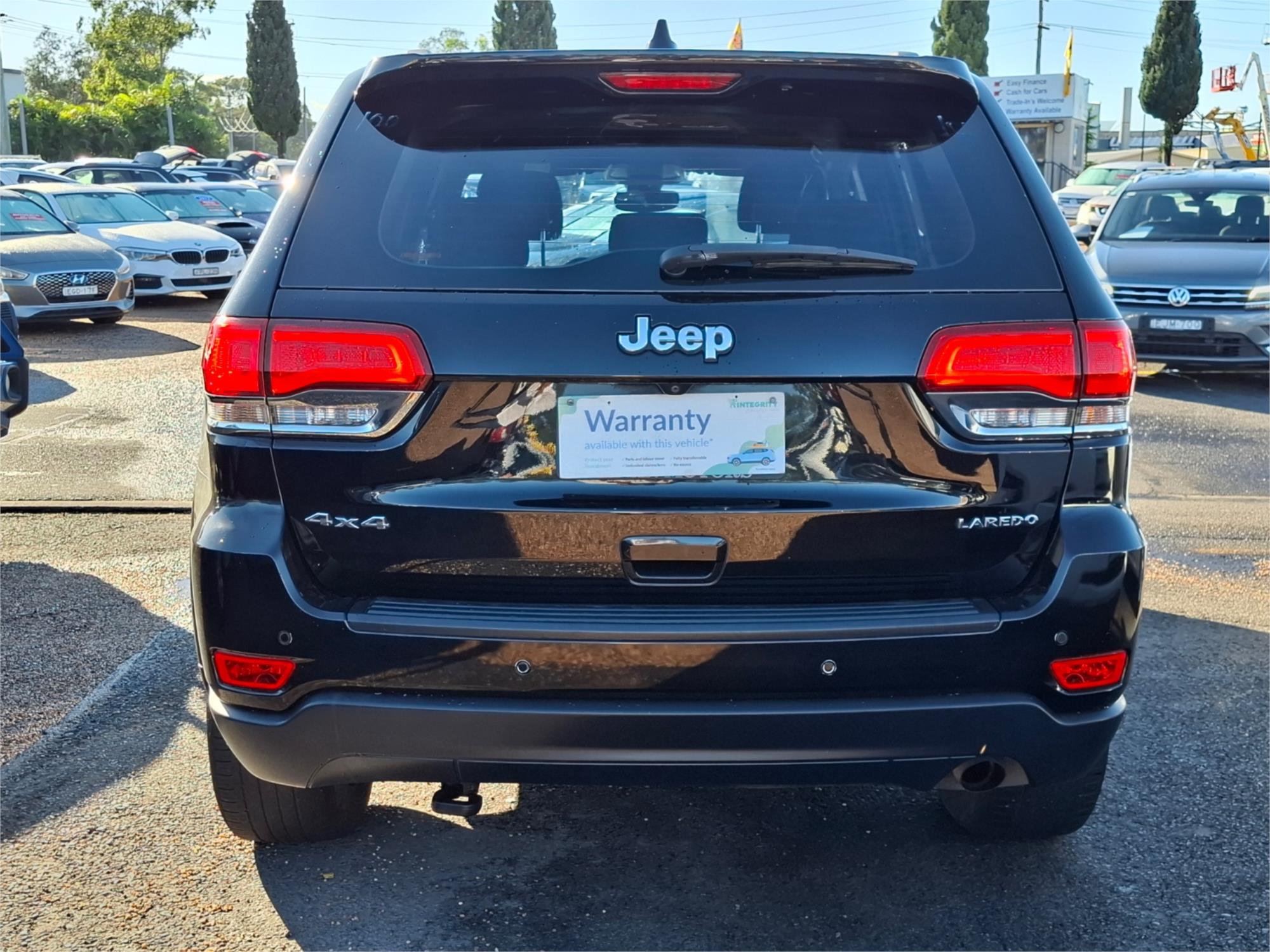 2018 JEEP GRAND CHEROKEE WK MY18 LAREDO (4x2) 8 SP AUTOMATIC 4D WAGON