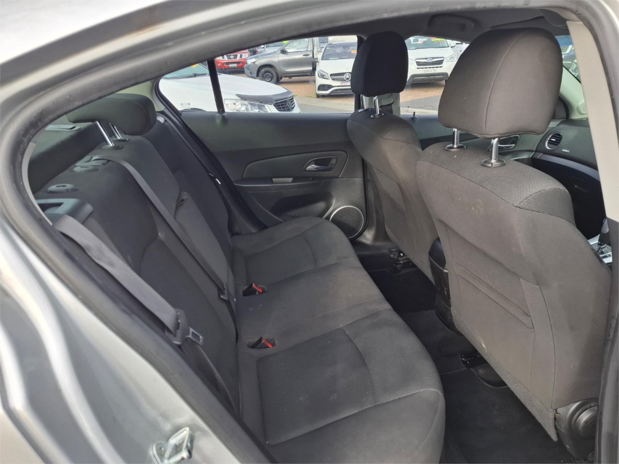 2014 HOLDEN CRUZE JH MY14 EQUIPE 6 SP AUTOMATIC 4D SEDAN