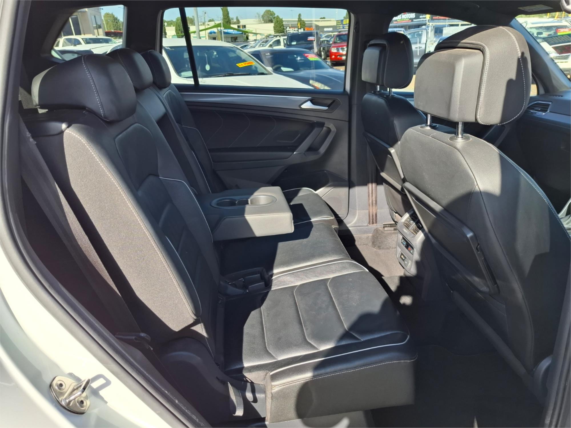 2018 VOLKSWAGEN TIGUAN 5NA MY18 162 TSI SPORTLINE 7 SP AUTO DIRECT SHIFT 4D WAGON