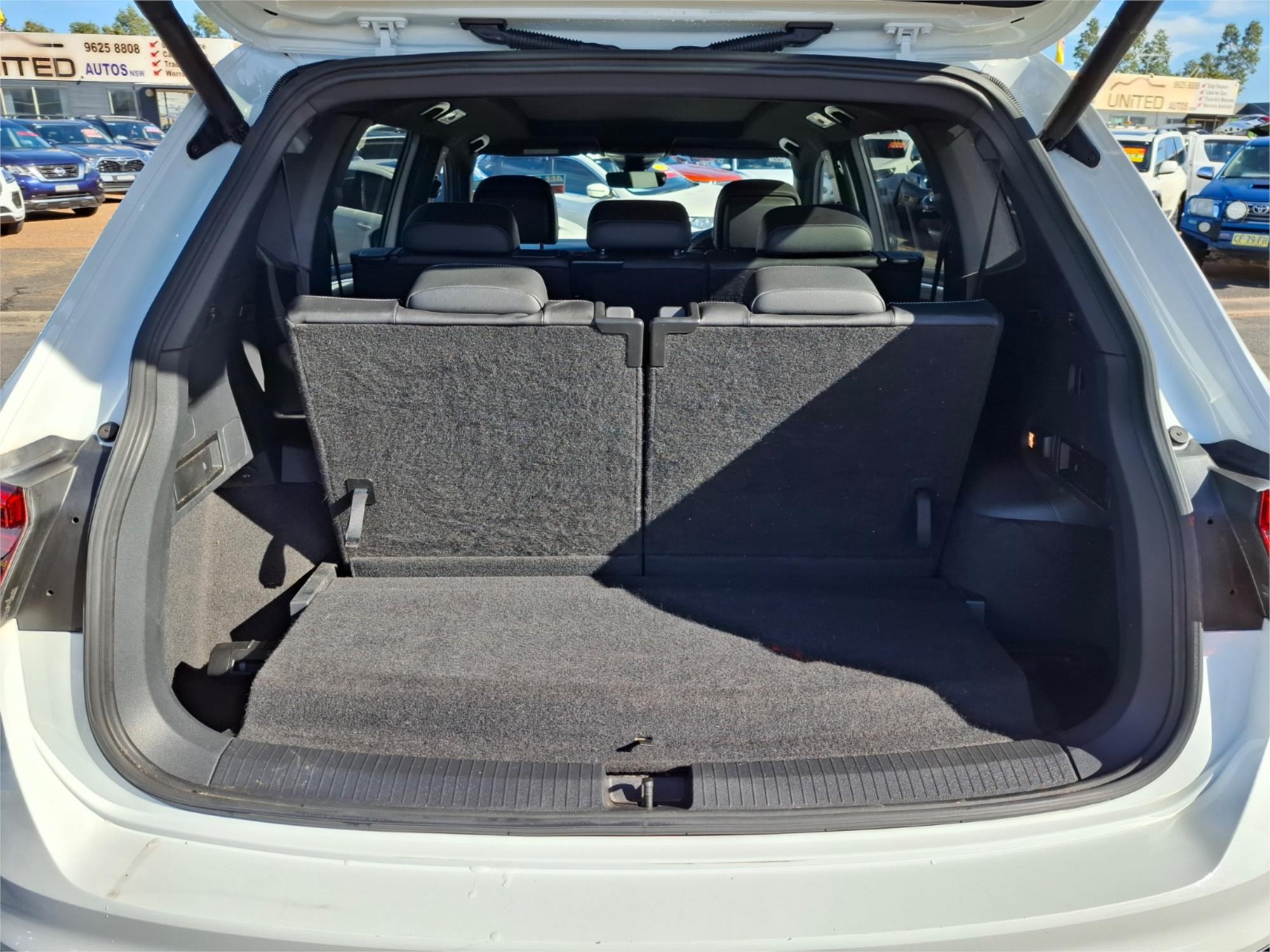 2018 VOLKSWAGEN TIGUAN 5NA MY18 162 TSI SPORTLINE 7 SP AUTO DIRECT SHIFT 4D WAGON
