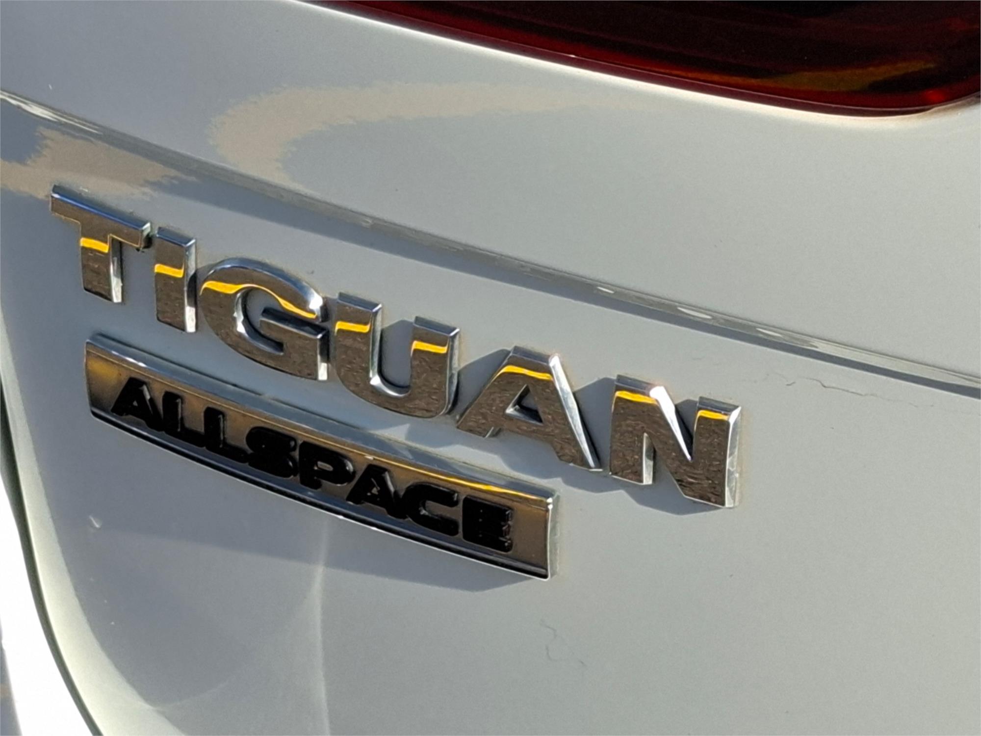 2018 VOLKSWAGEN TIGUAN 5NA MY18 162 TSI SPORTLINE 7 SP AUTO DIRECT SHIFT 4D WAGON
