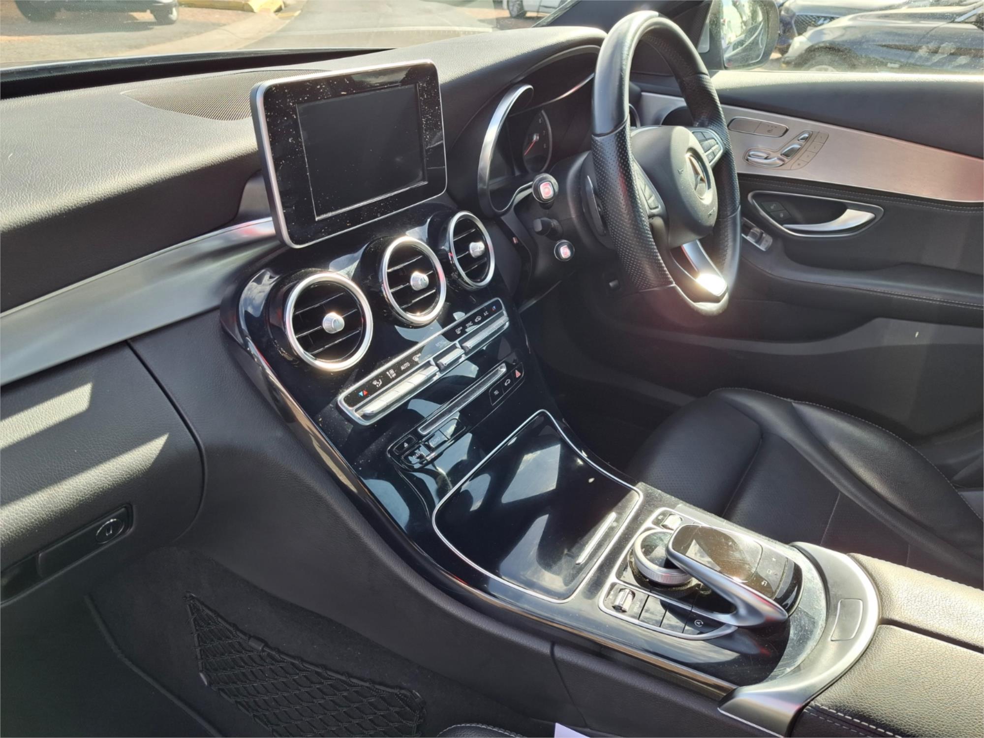 2015 MERCEDES-BENZ C200 205 7 SP AUTOMATIC 4D SEDAN