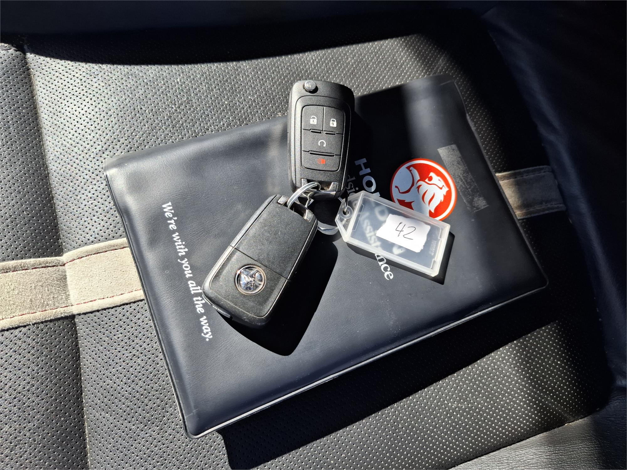 2013 HOLDEN UTE VF SS-V 6 SP AUTOMATIC UTILITY