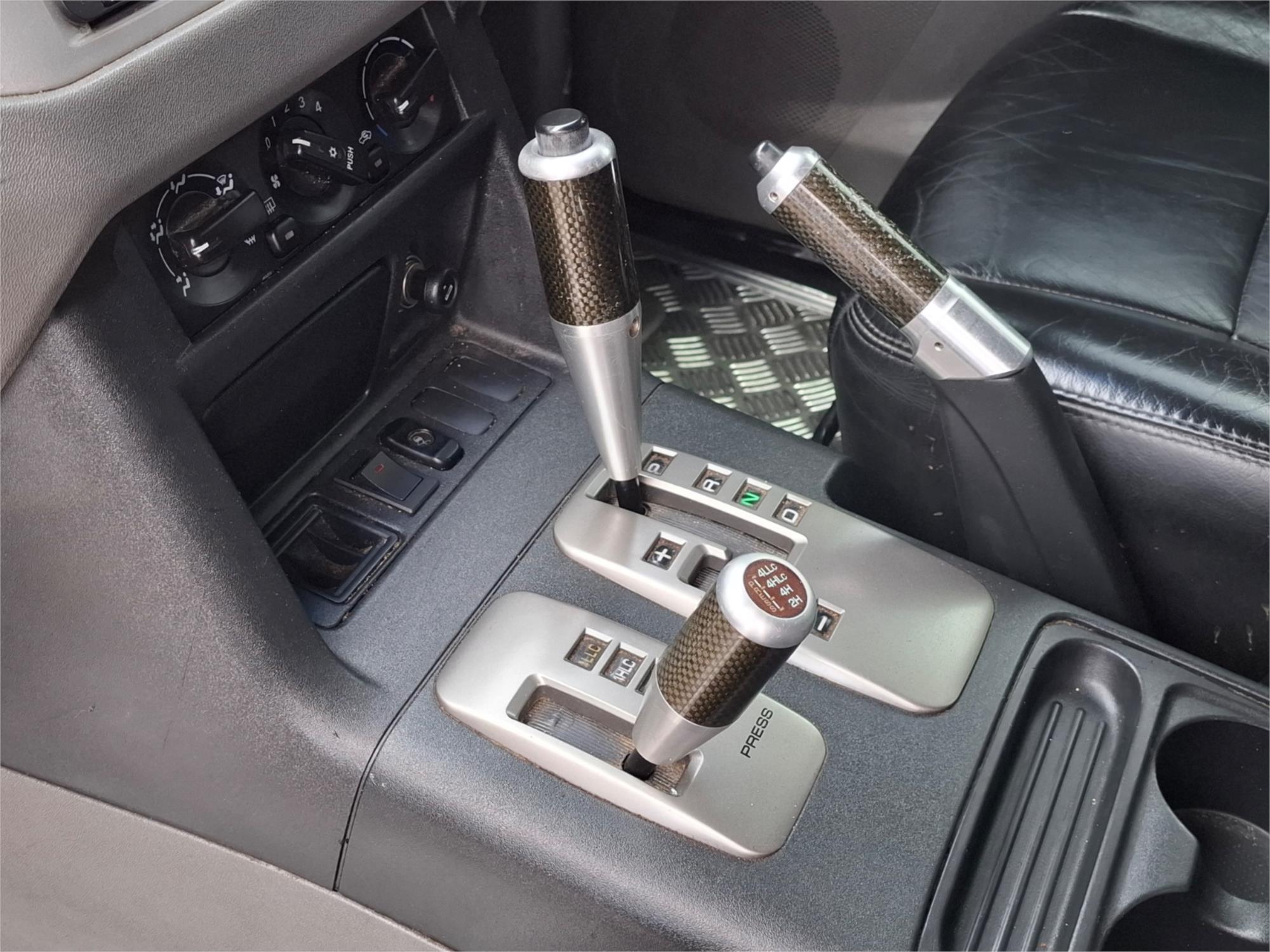 2006 MITSUBISHI PAJERO NP MY06 VR-X LWB (4x4) 5 SP AUTO SPORTS MODE 4D WAGON