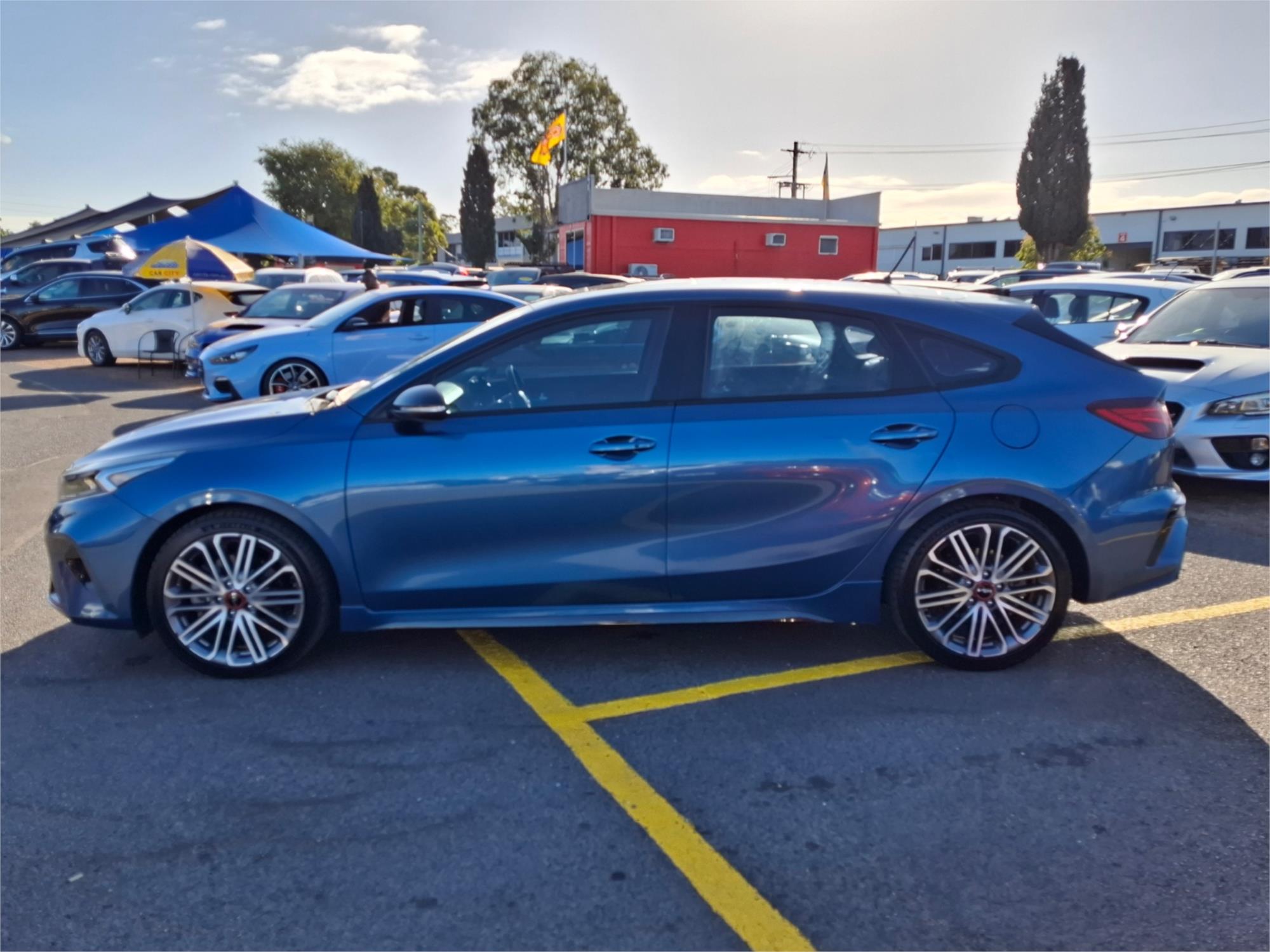 2021 KIA CERATO BD MY22 GT 7 SP AUTO DUAL CLUTCH 5D HATCHBACK