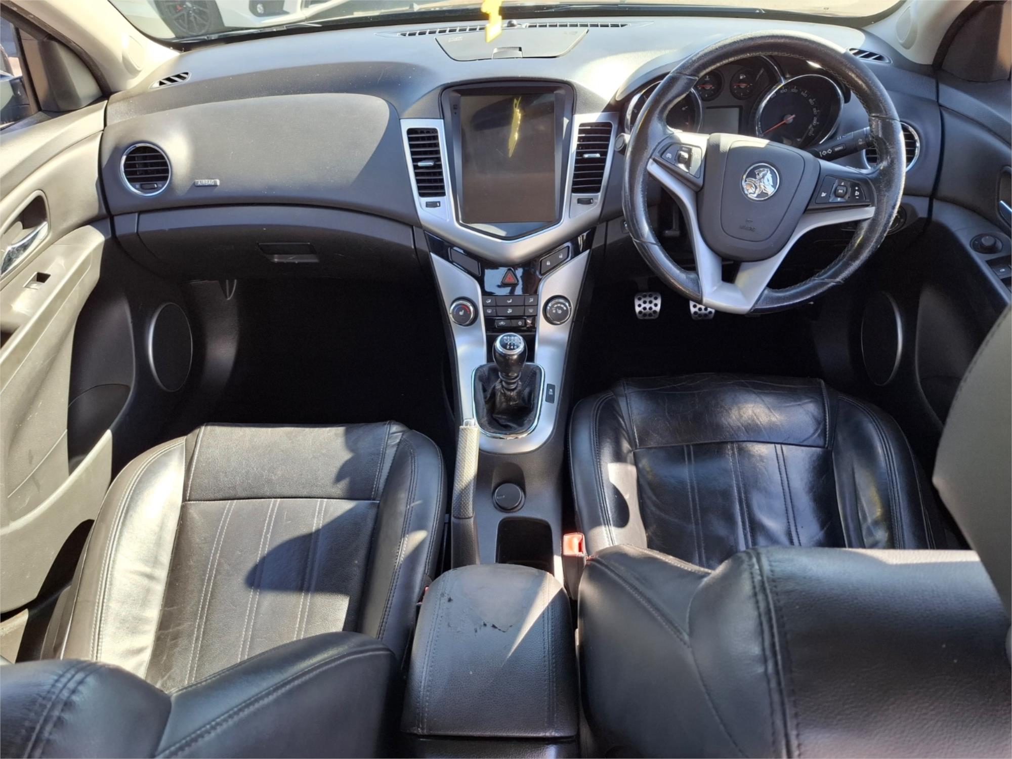 2011 HOLDEN CRUZE JH MY12 SRi 6 SP MANUAL 4D SEDAN