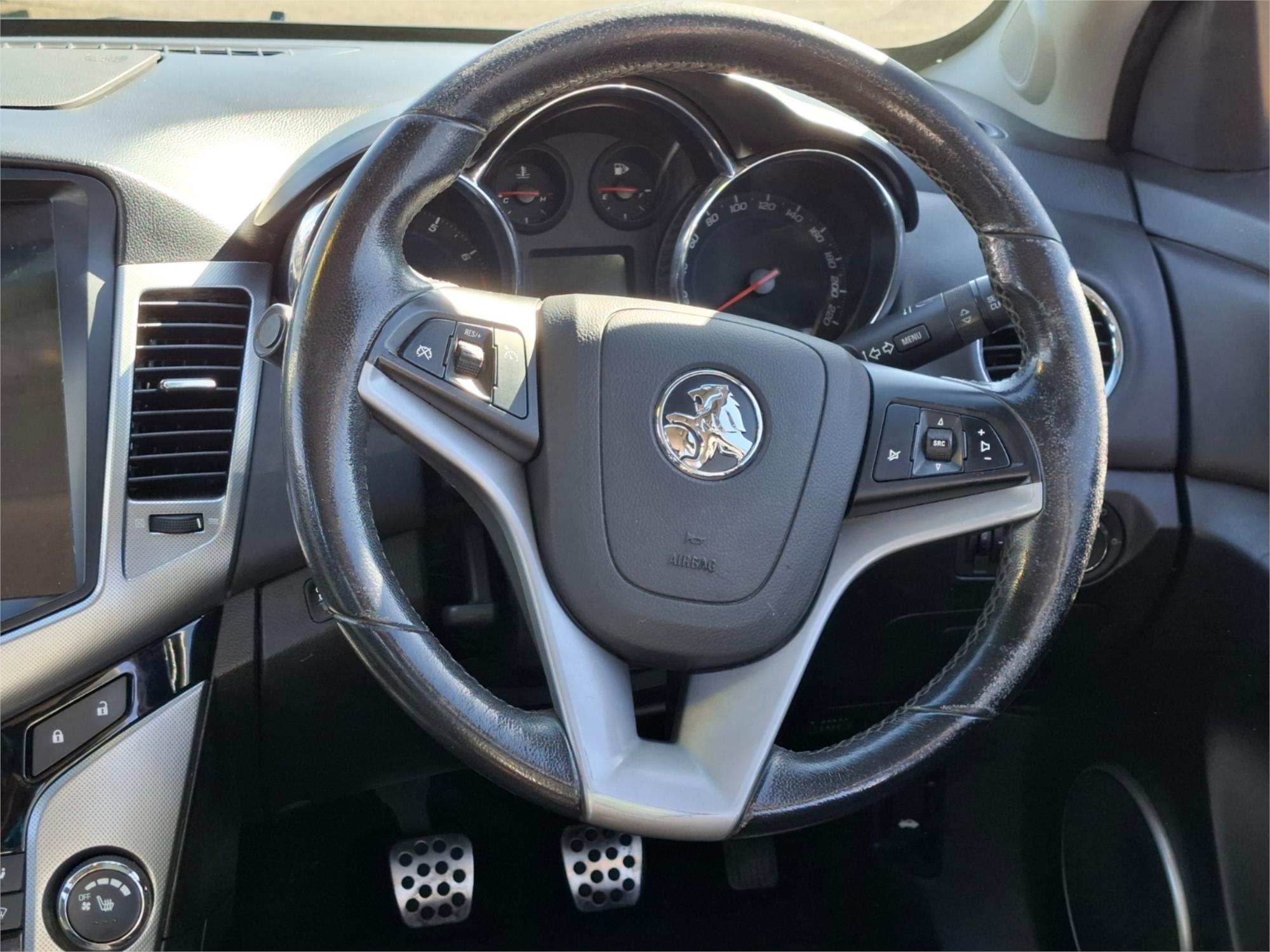 2011 HOLDEN CRUZE JH MY12 SRi 6 SP MANUAL 4D SEDAN