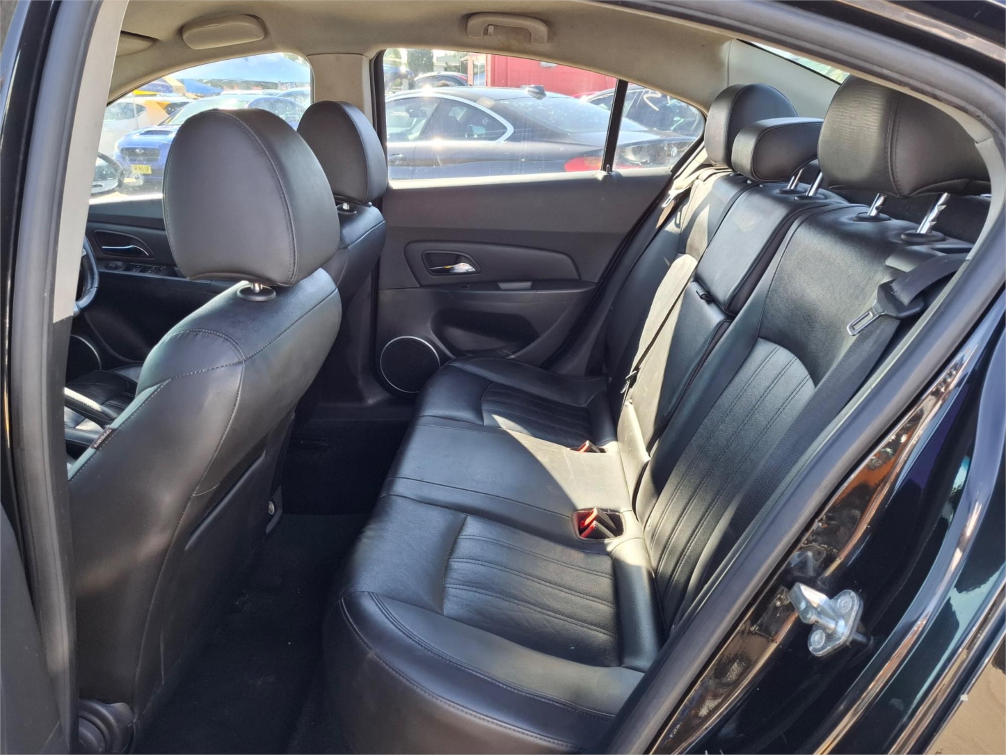 2011 HOLDEN CRUZE JH MY12 SRi 6 SP MANUAL 4D SEDAN