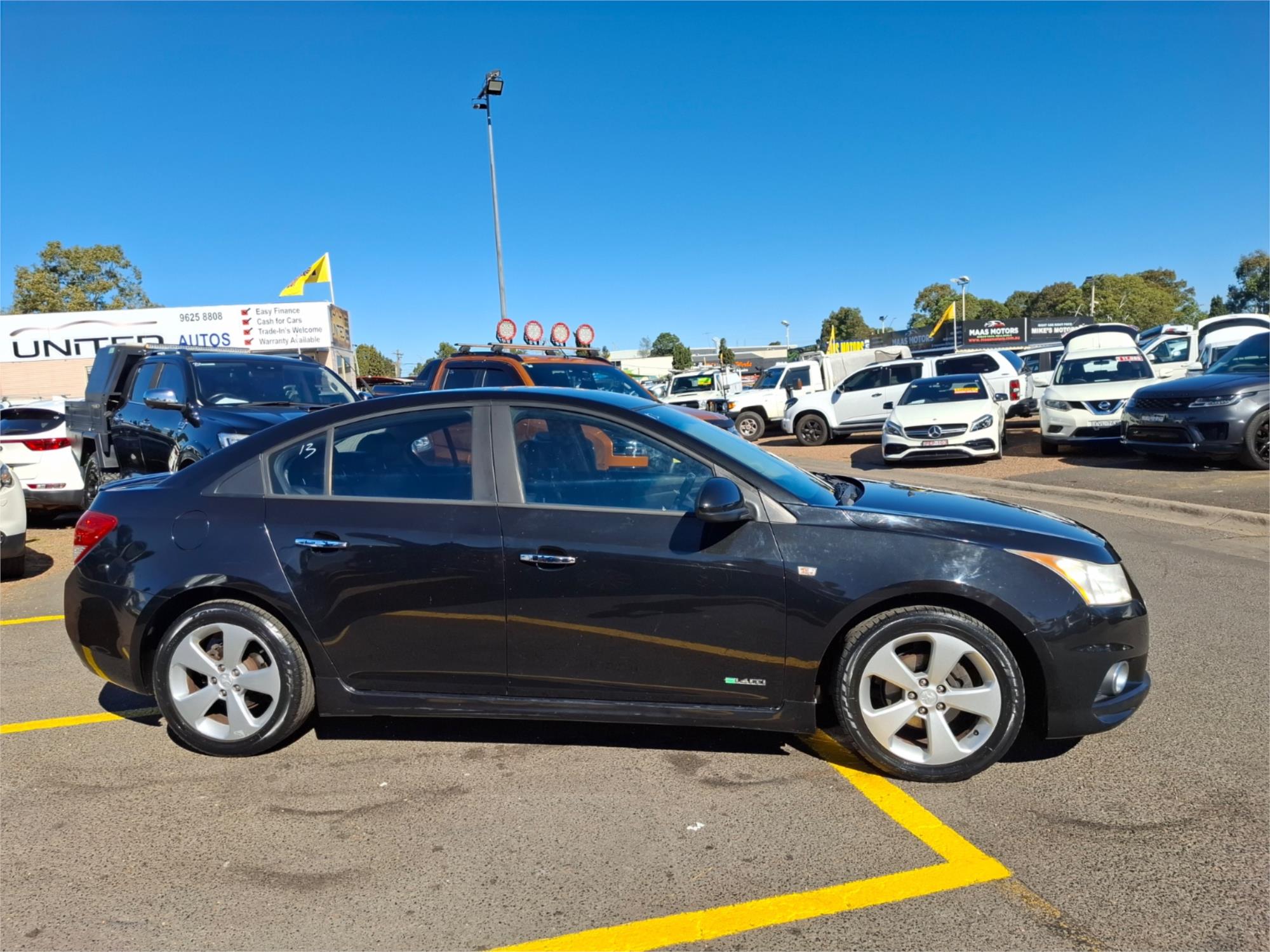 2011 HOLDEN CRUZE JH MY12 SRi 6 SP MANUAL 4D SEDAN