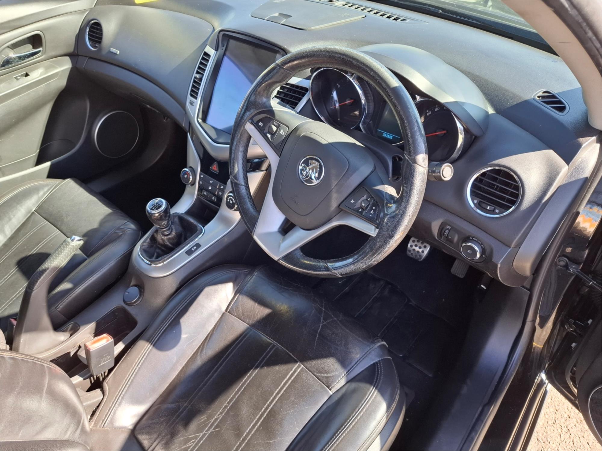 2011 HOLDEN CRUZE JH MY12 SRi 6 SP MANUAL 4D SEDAN
