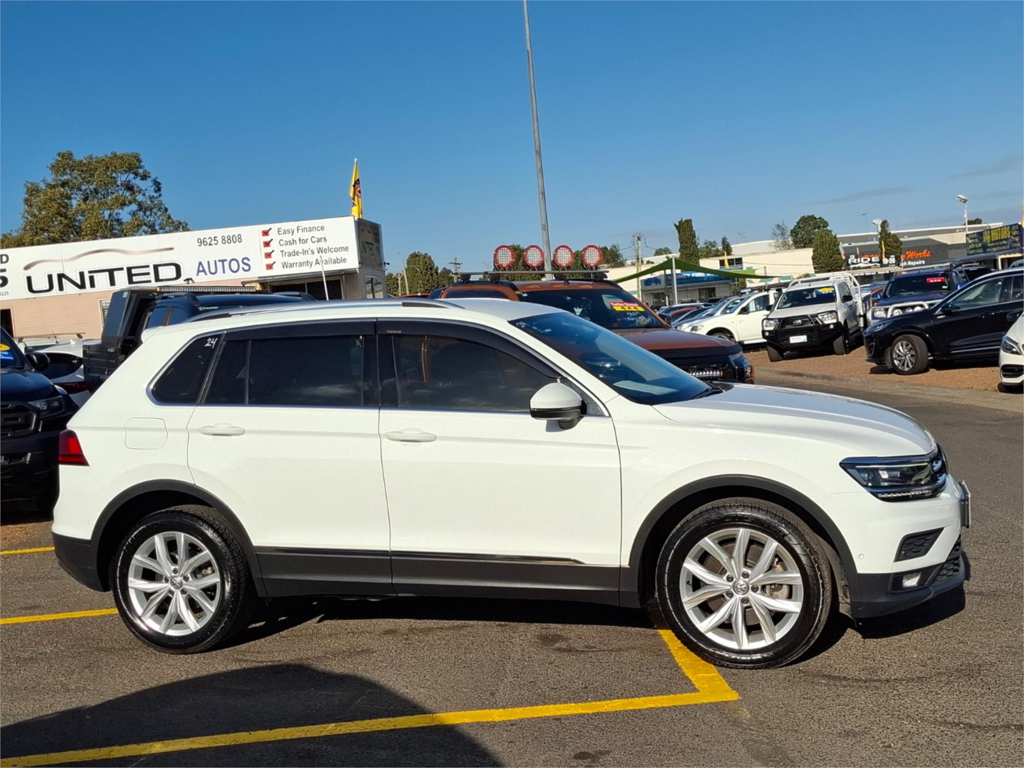 2018 VOLKSWAGEN TIGUAN 5NA MY19 132 TSI COMFORTLINE 7 SP AUTO DIRECT SHIFT 4D WAGON