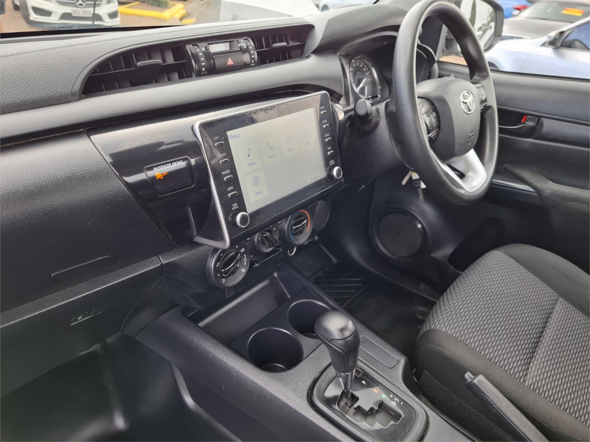 2023 TOYOTA HILUX TGN121R WORKMATE (4x2) 6 SP AUTOMATIC C/CHAS