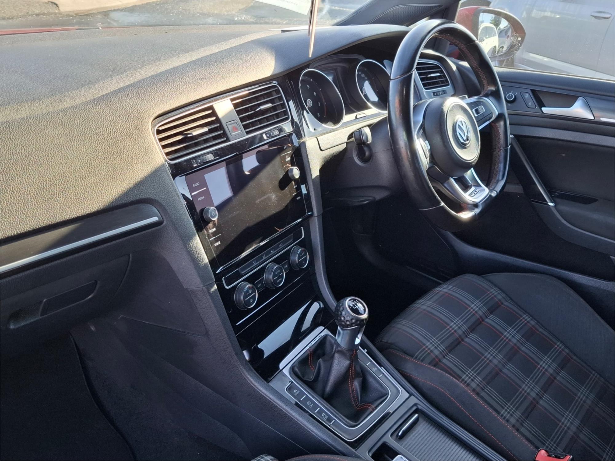 2018 VOLKSWAGEN GOLF AU MY18 GTI 6 SP AUTO DIRECT SHIFT 5D HATCHBACK