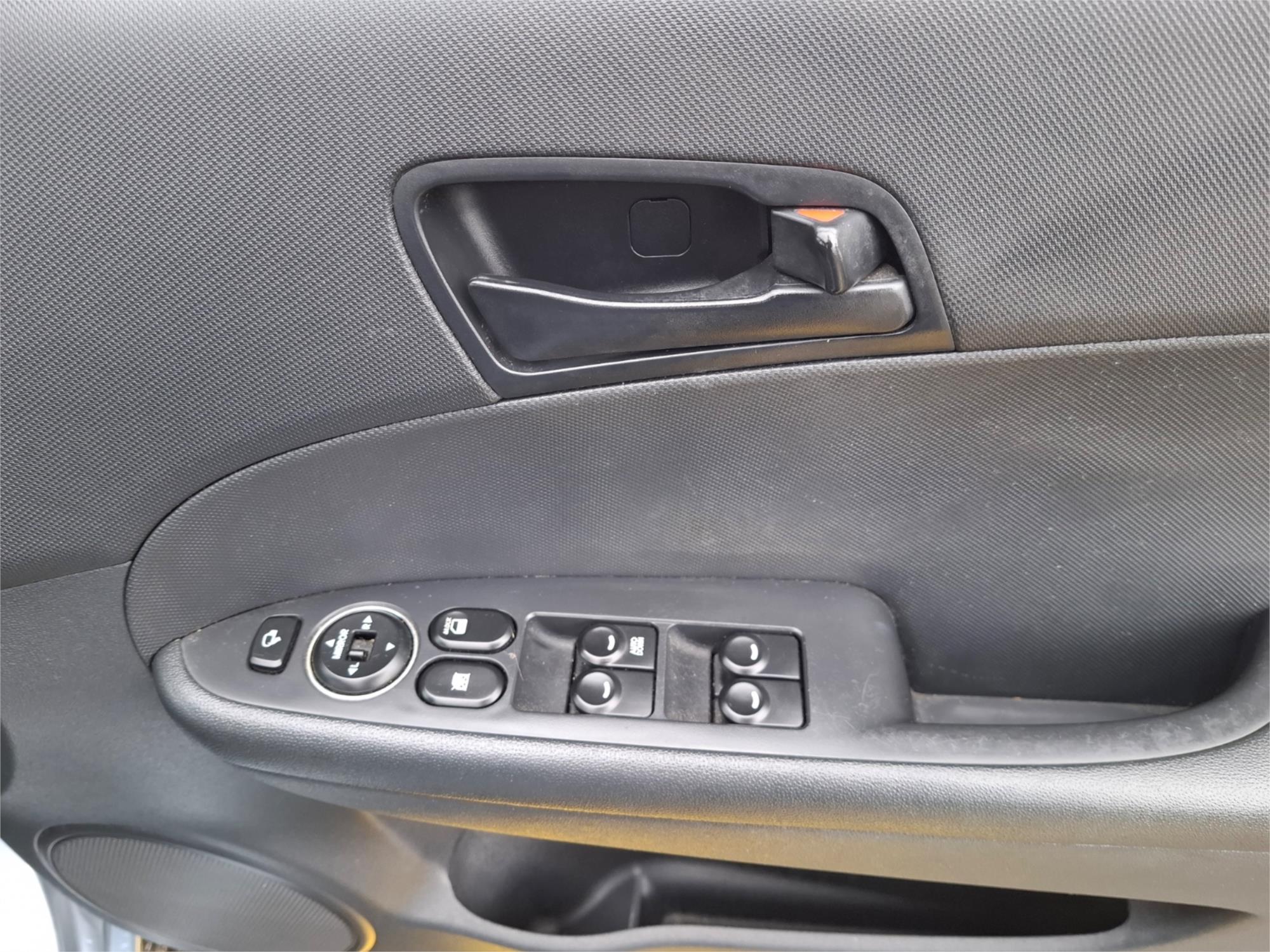 2009 HYUNDAI i30 FD MY09 cw SX 2.0 4 SP AUTOMATIC 4D WAGON