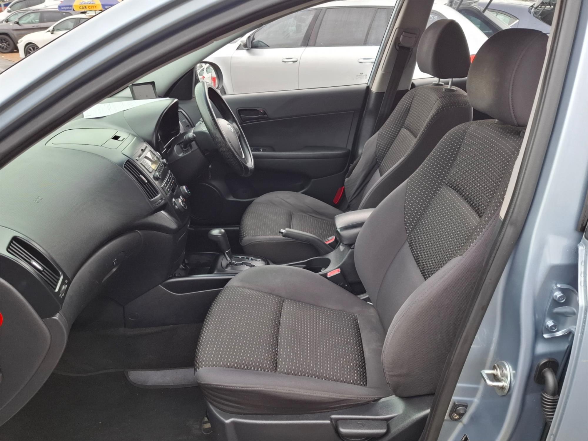 2009 HYUNDAI i30 FD MY09 cw SX 2.0 4 SP AUTOMATIC 4D WAGON