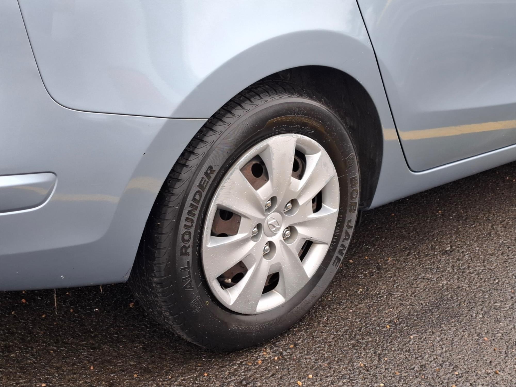 2009 HYUNDAI i30 FD MY09 cw SX 2.0 4 SP AUTOMATIC 4D WAGON