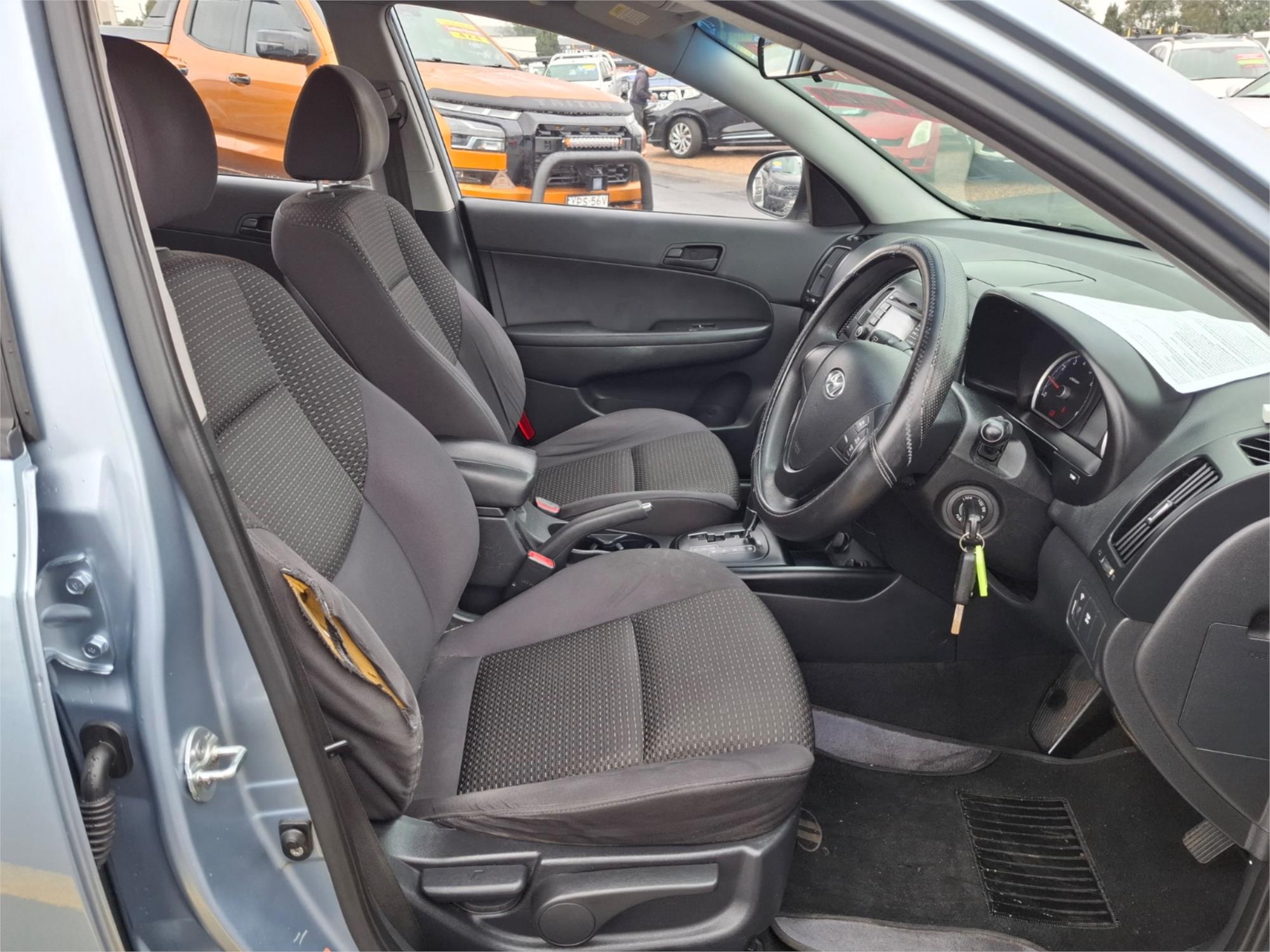 2009 HYUNDAI i30 FD MY09 cw SX 2.0 4 SP AUTOMATIC 4D WAGON