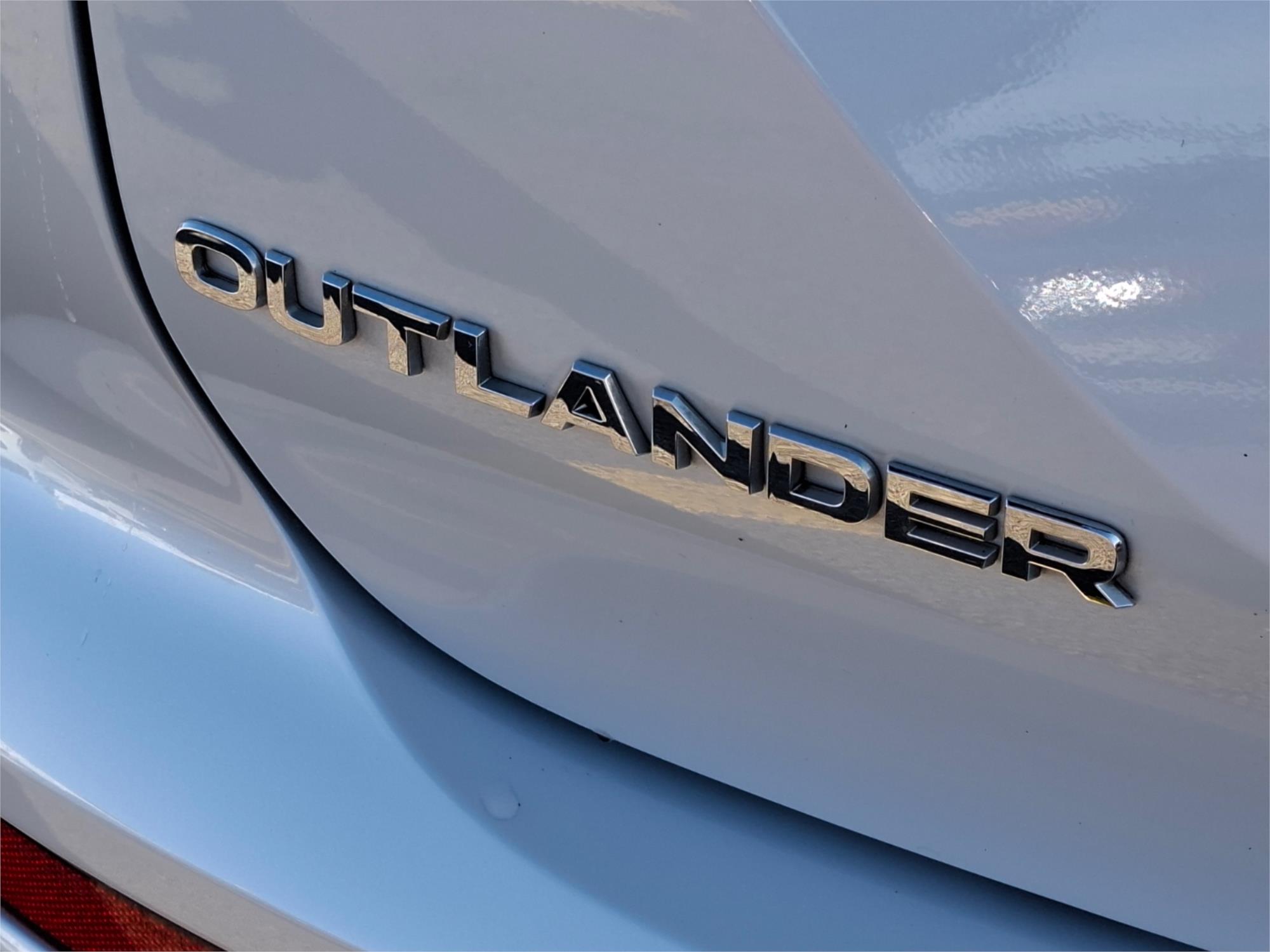 2023 MITSUBISHI OUTLANDER ZM MY23 LS 7 SEAT (AWD) CVT AUTO 8 SPEED 4D WAGON