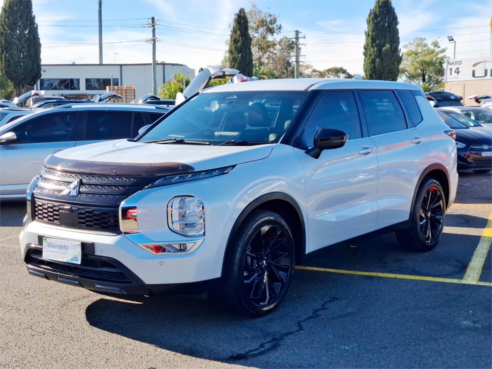2023 MITSUBISHI OUTLANDER ZM MY23 LS 7 SEAT (AWD) CVT AUTO 8 SPEED 4D WAGON