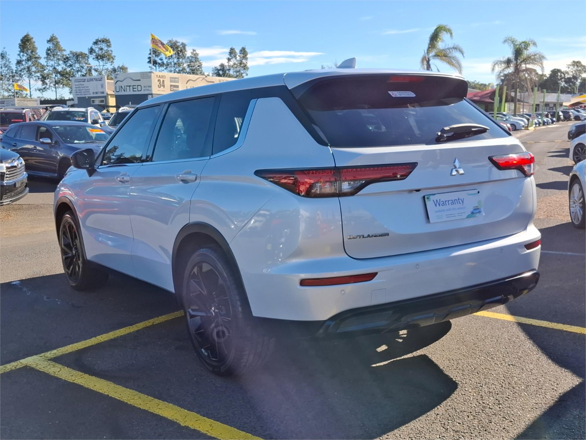2023 MITSUBISHI OUTLANDER ZM MY23 LS 7 SEAT (AWD) CVT AUTO 8 SPEED 4D WAGON