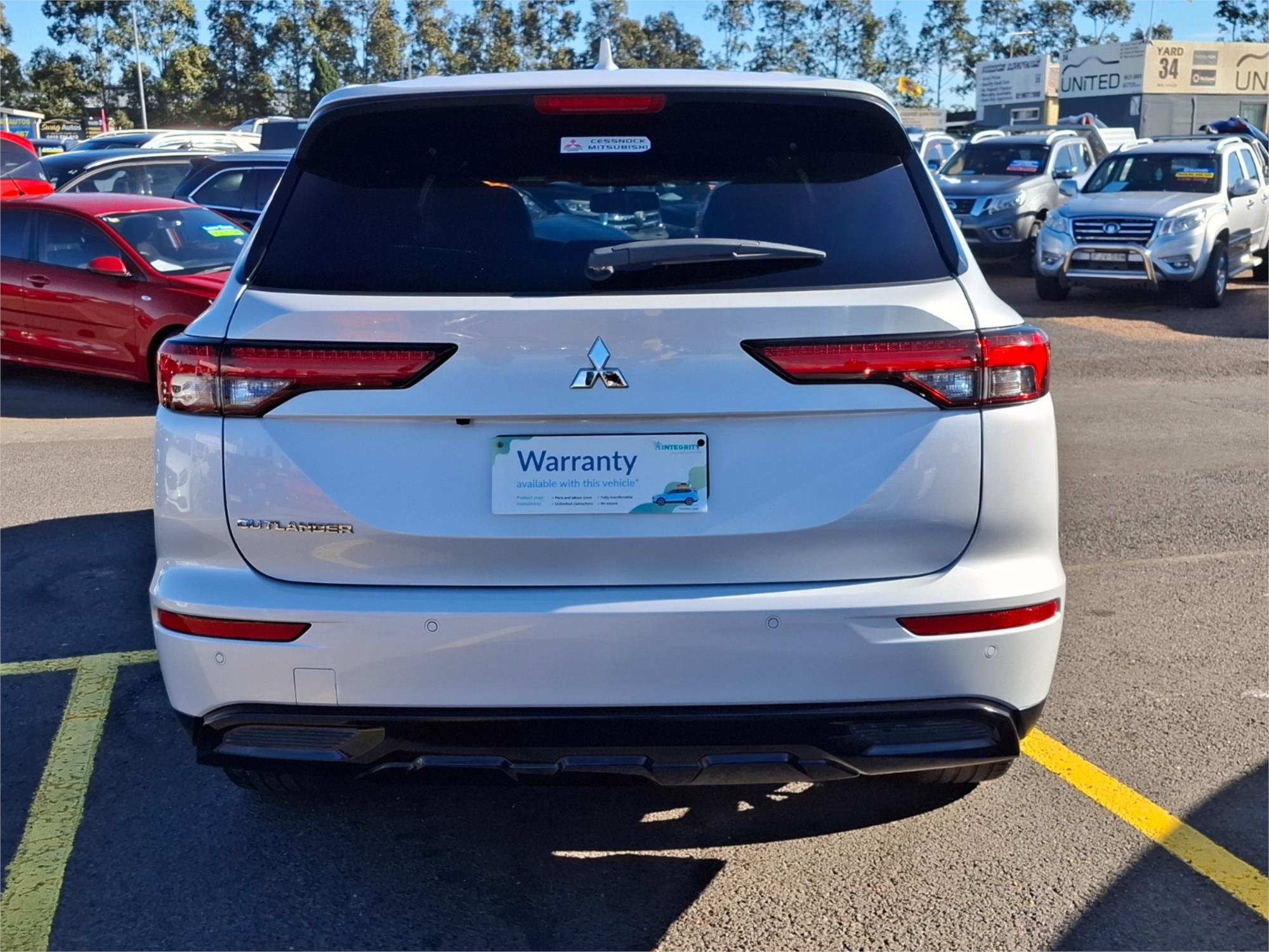 2023 MITSUBISHI OUTLANDER ZM MY23 LS 7 SEAT (AWD) CVT AUTO 8 SPEED 4D WAGON