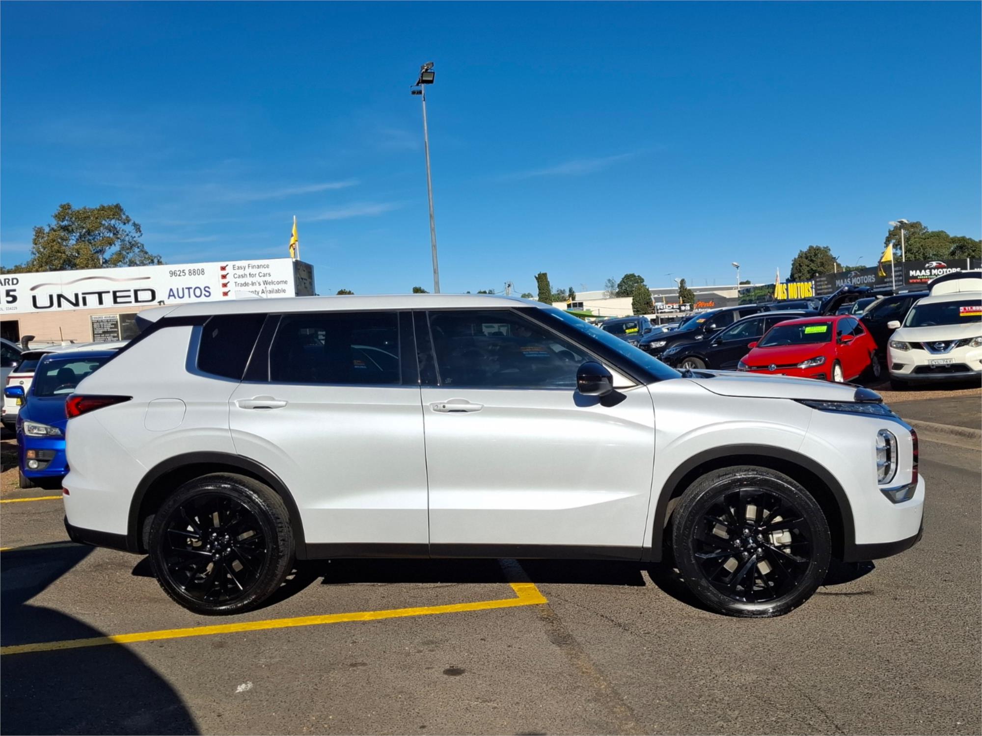 2023 MITSUBISHI OUTLANDER ZM MY23 LS 7 SEAT (AWD) CVT AUTO 8 SPEED 4D WAGON