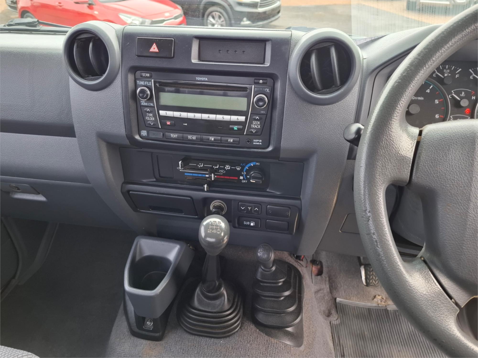 2009 TOYOTA LANDCRUISER VDJ79R 09 UPGRADE GXL (4x4) 5 SP MANUAL C/CHAS