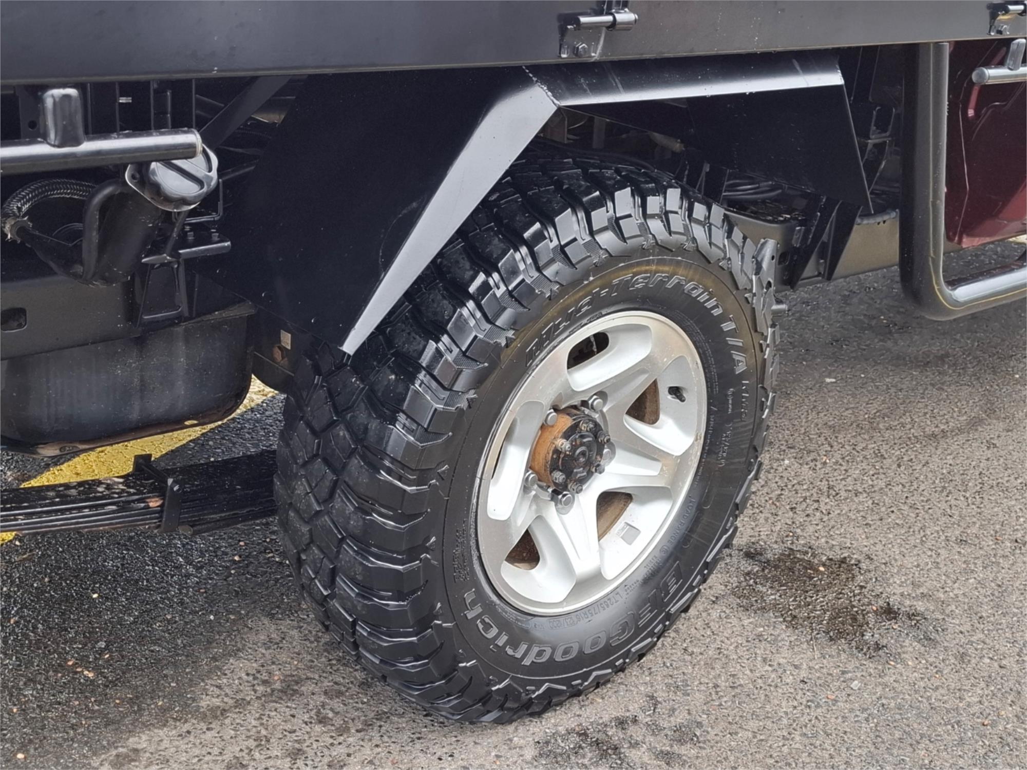 2009 TOYOTA LANDCRUISER VDJ79R 09 UPGRADE GXL (4x4) 5 SP MANUAL C/CHAS