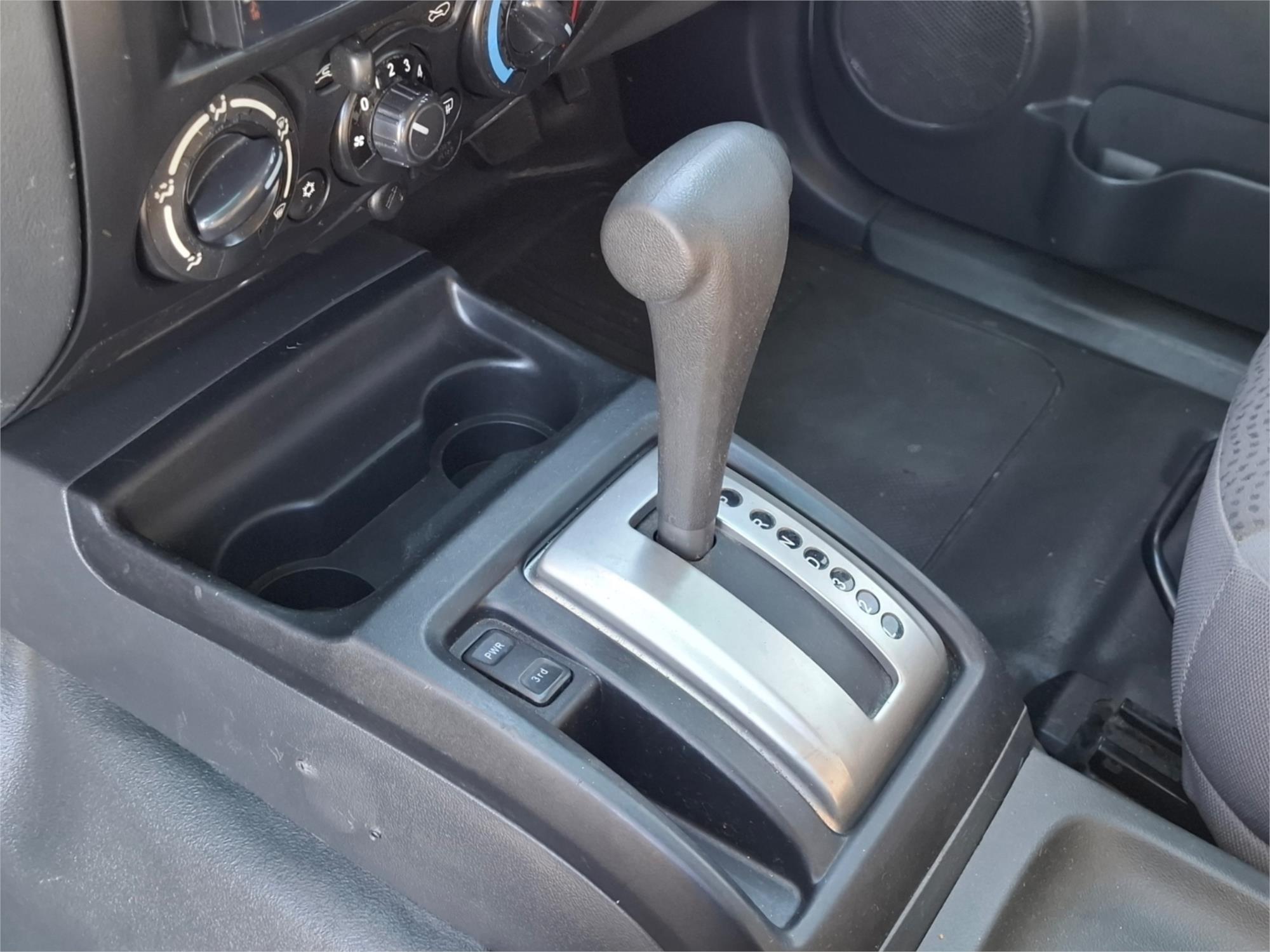 2012 ISUZU D-MAX TF MY10 SX (4x4) 4 SP AUTOMATIC DUAL CAB UTILITY