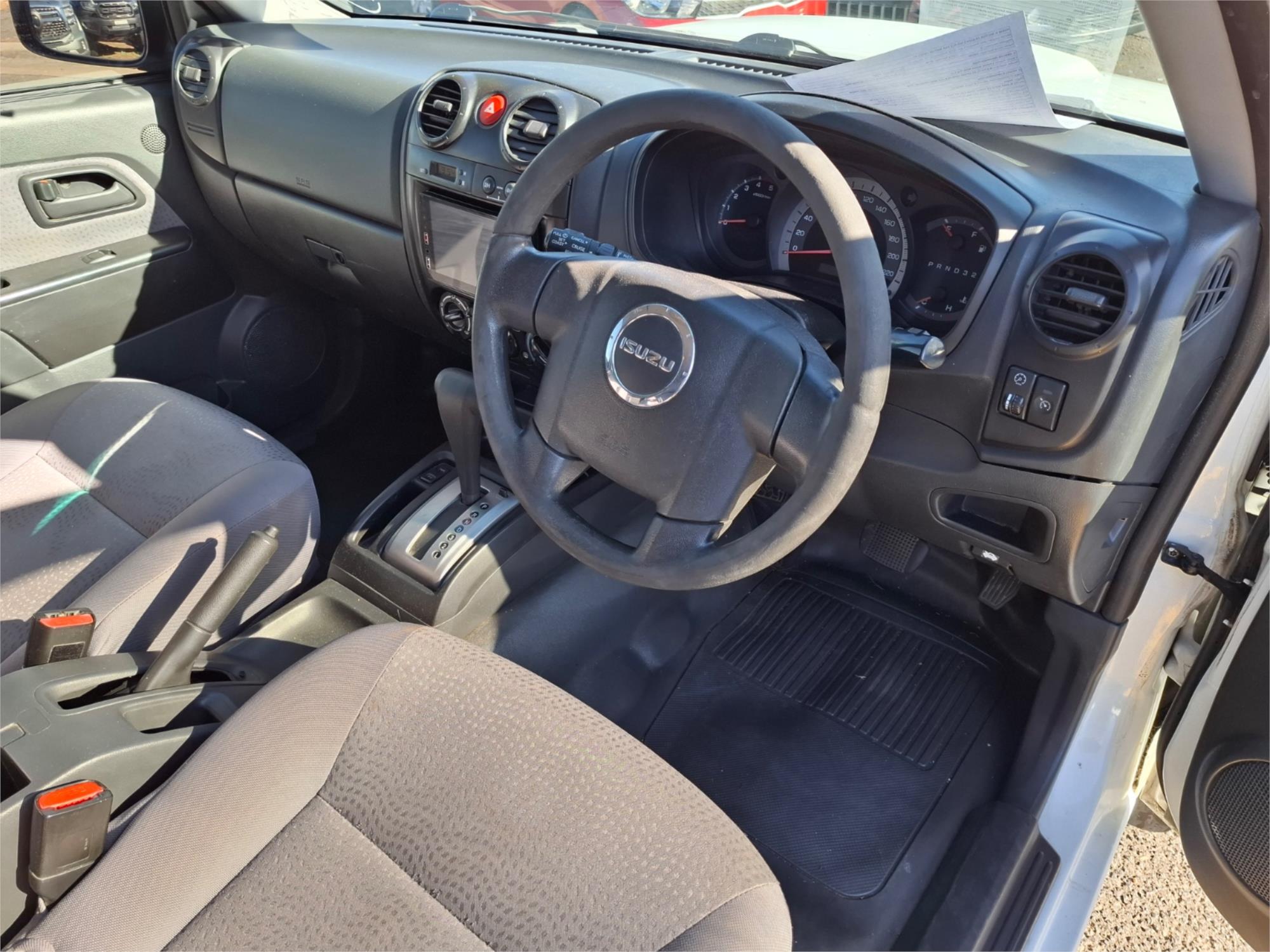 2012 ISUZU D-MAX TF MY10 SX (4x4) 4 SP AUTOMATIC DUAL CAB UTILITY