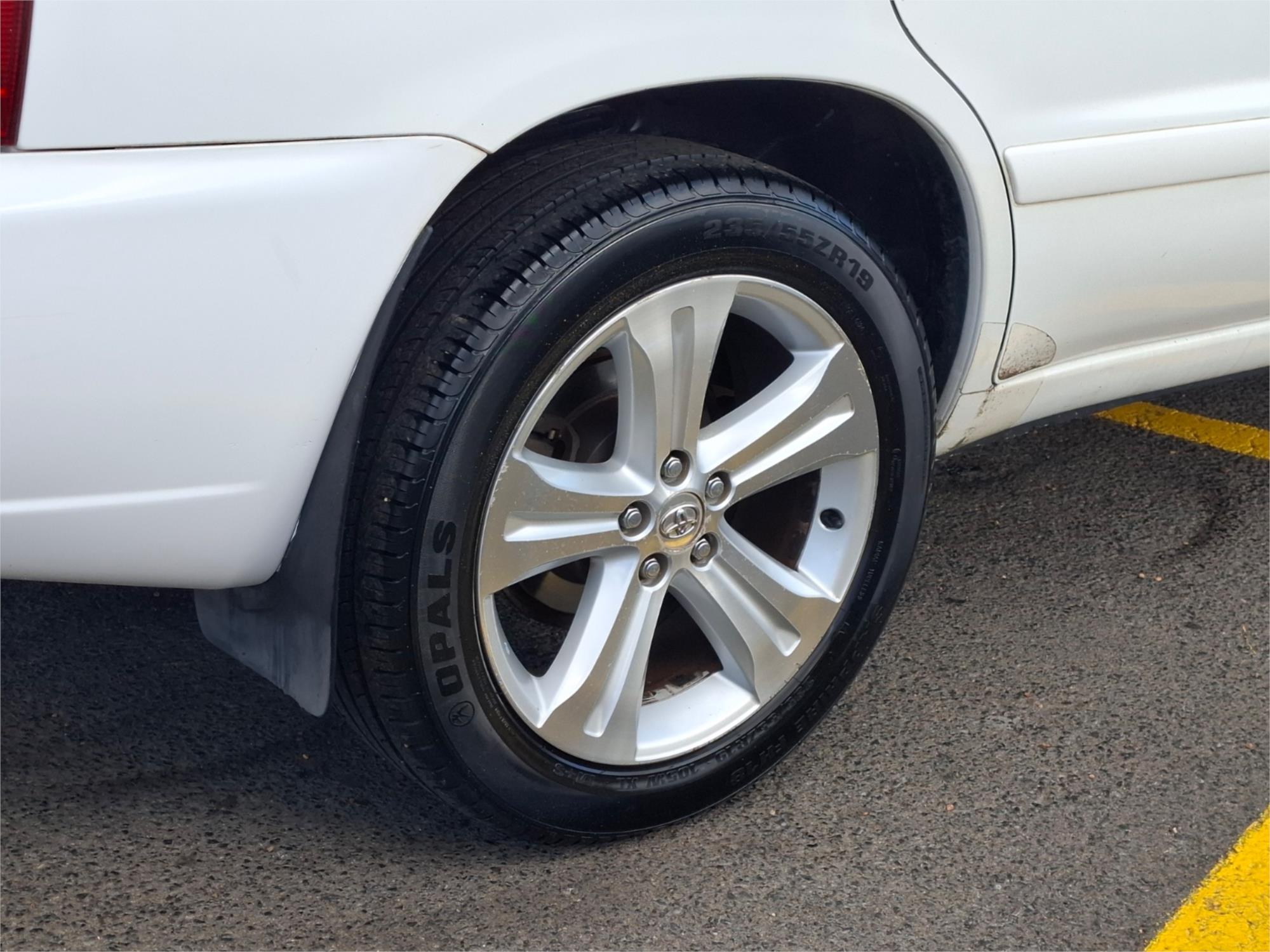 2006 TOYOTA KLUGER MCU28R UPGRADE CV (4x4) 5 SP AUTOMATIC 4D WAGON