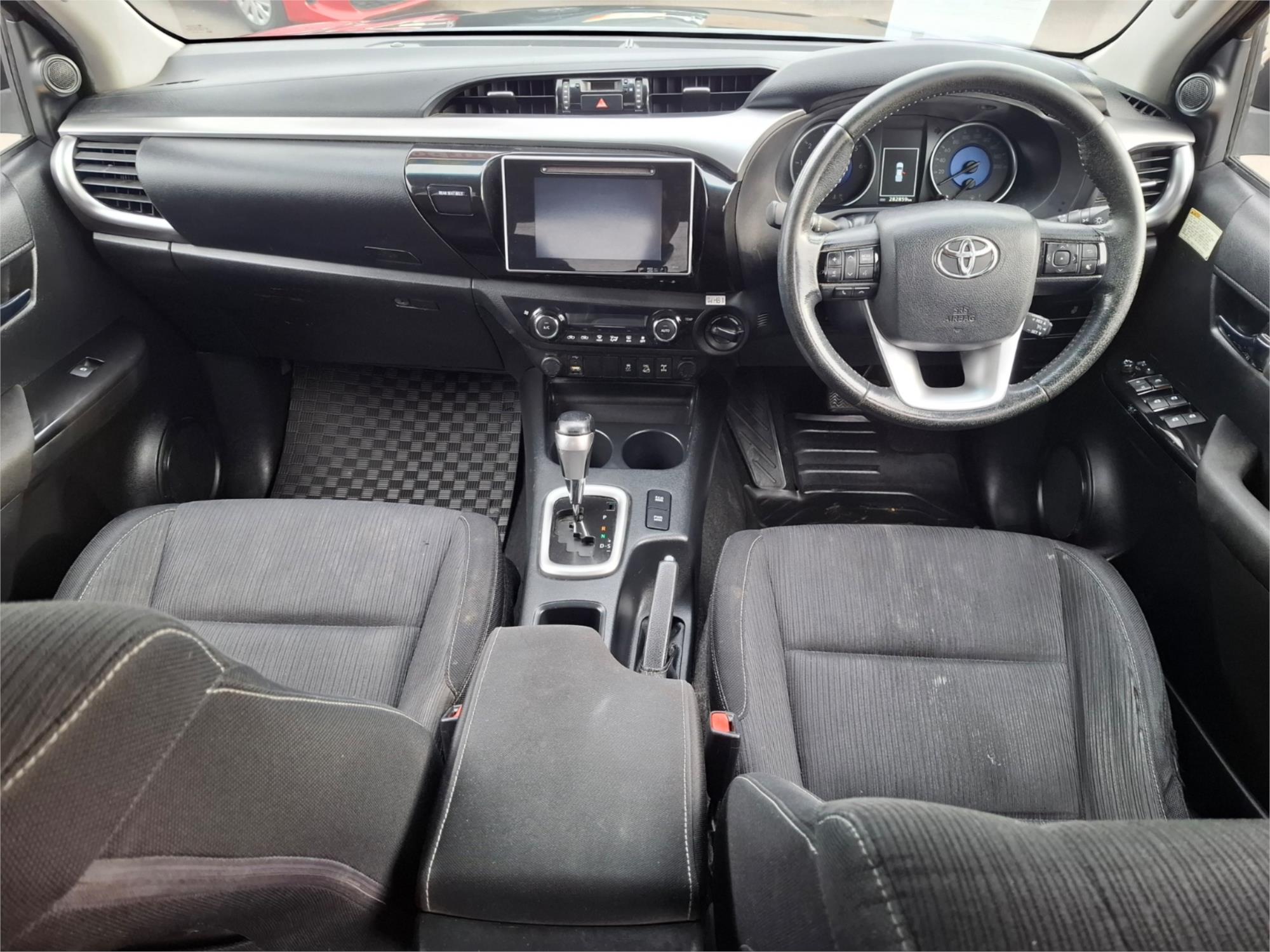 2015 TOYOTA HILUX GUN126R SR5 (4x4) 6 SP AUTOMATIC DUAL CAB UTILITY