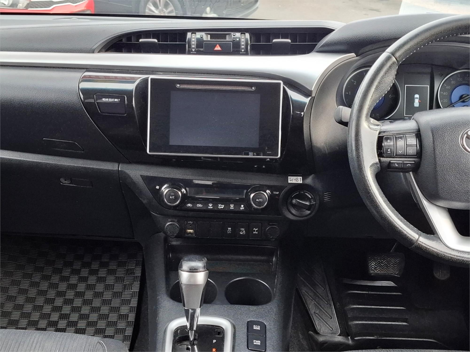 2015 TOYOTA HILUX GUN126R SR5 (4x4) 6 SP AUTOMATIC DUAL CAB UTILITY