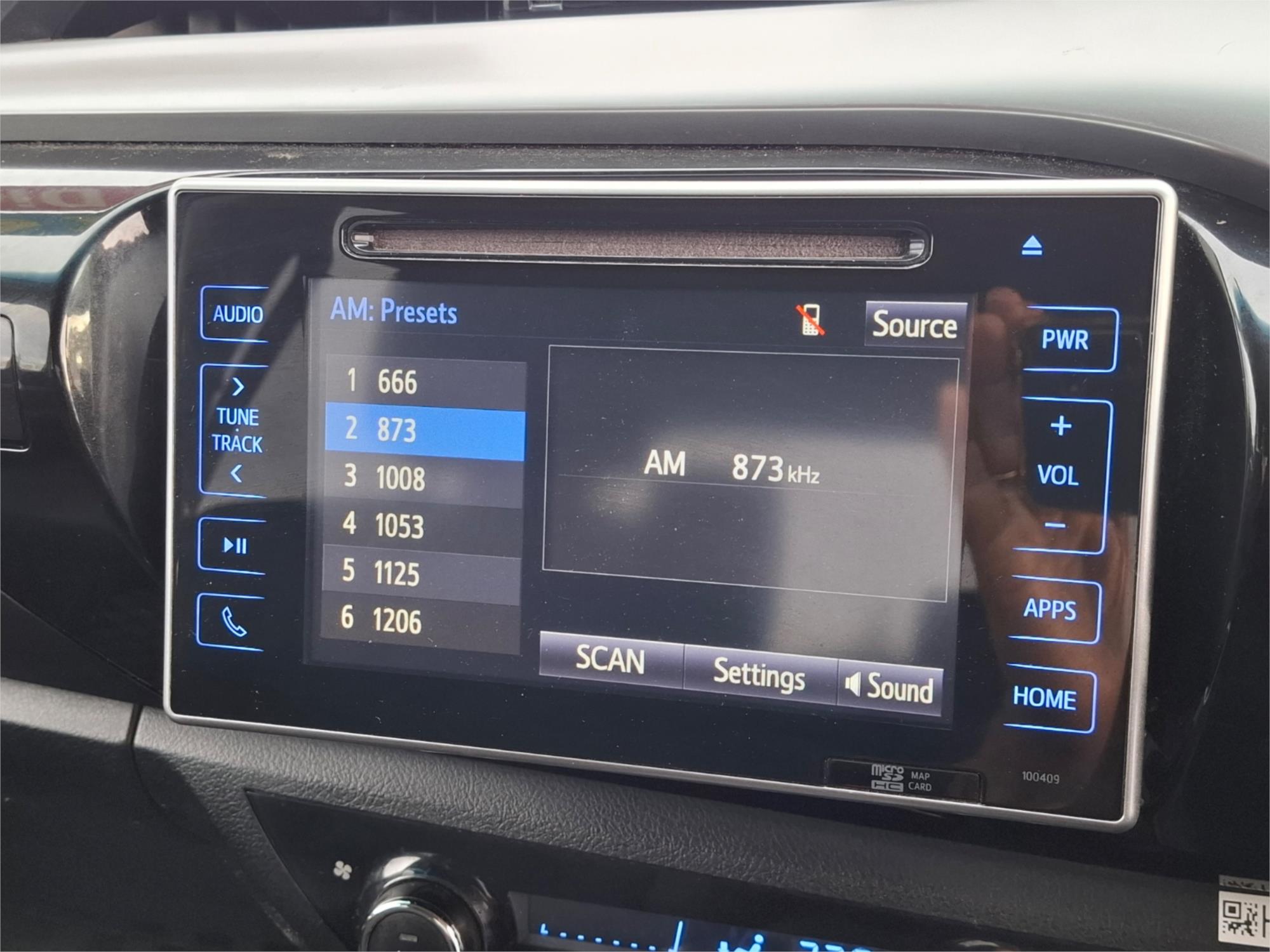 2015 TOYOTA HILUX GUN126R SR5 (4x4) 6 SP AUTOMATIC DUAL CAB UTILITY
