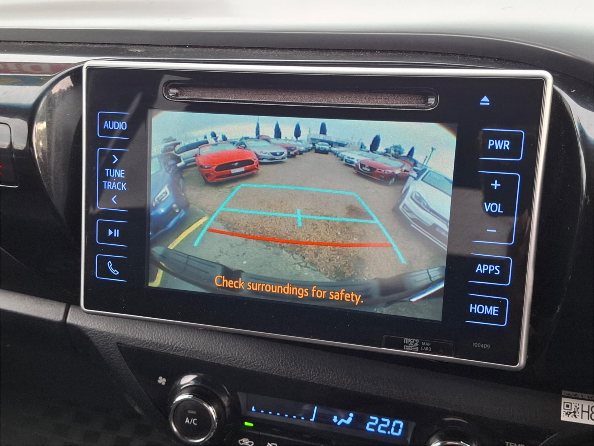 2015 TOYOTA HILUX GUN126R SR5 (4x4) 6 SP AUTOMATIC DUAL CAB UTILITY