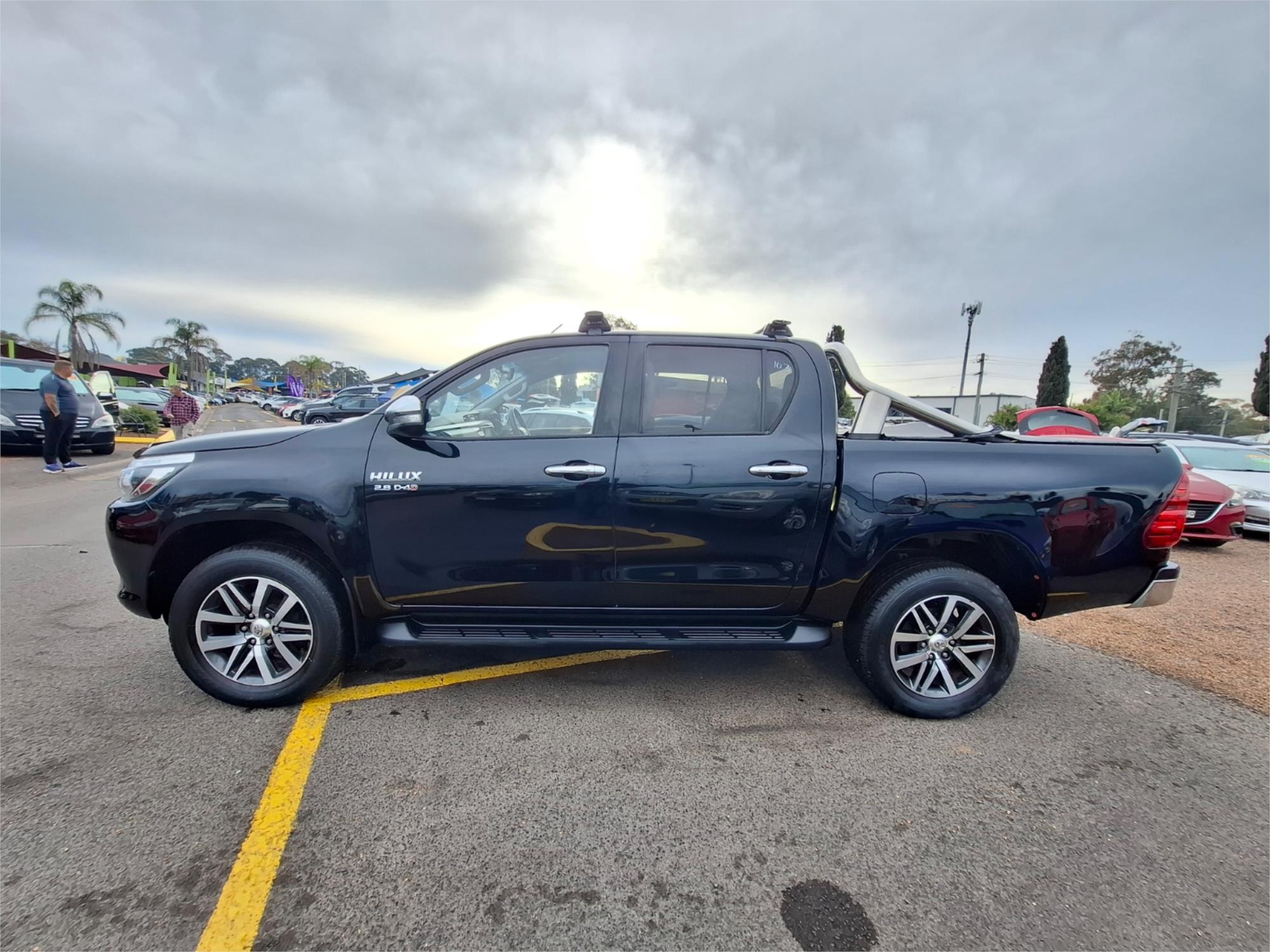 2015 TOYOTA HILUX GUN126R SR5 (4x4) 6 SP AUTOMATIC DUAL CAB UTILITY