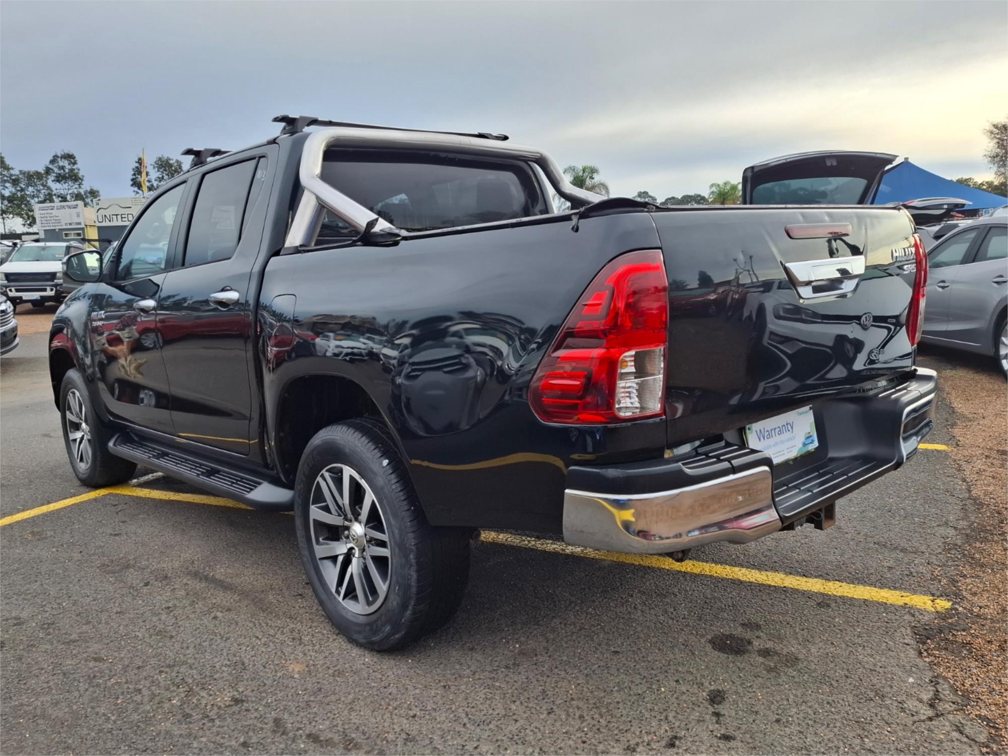 2015 TOYOTA HILUX GUN126R SR5 (4x4) 6 SP AUTOMATIC DUAL CAB UTILITY
