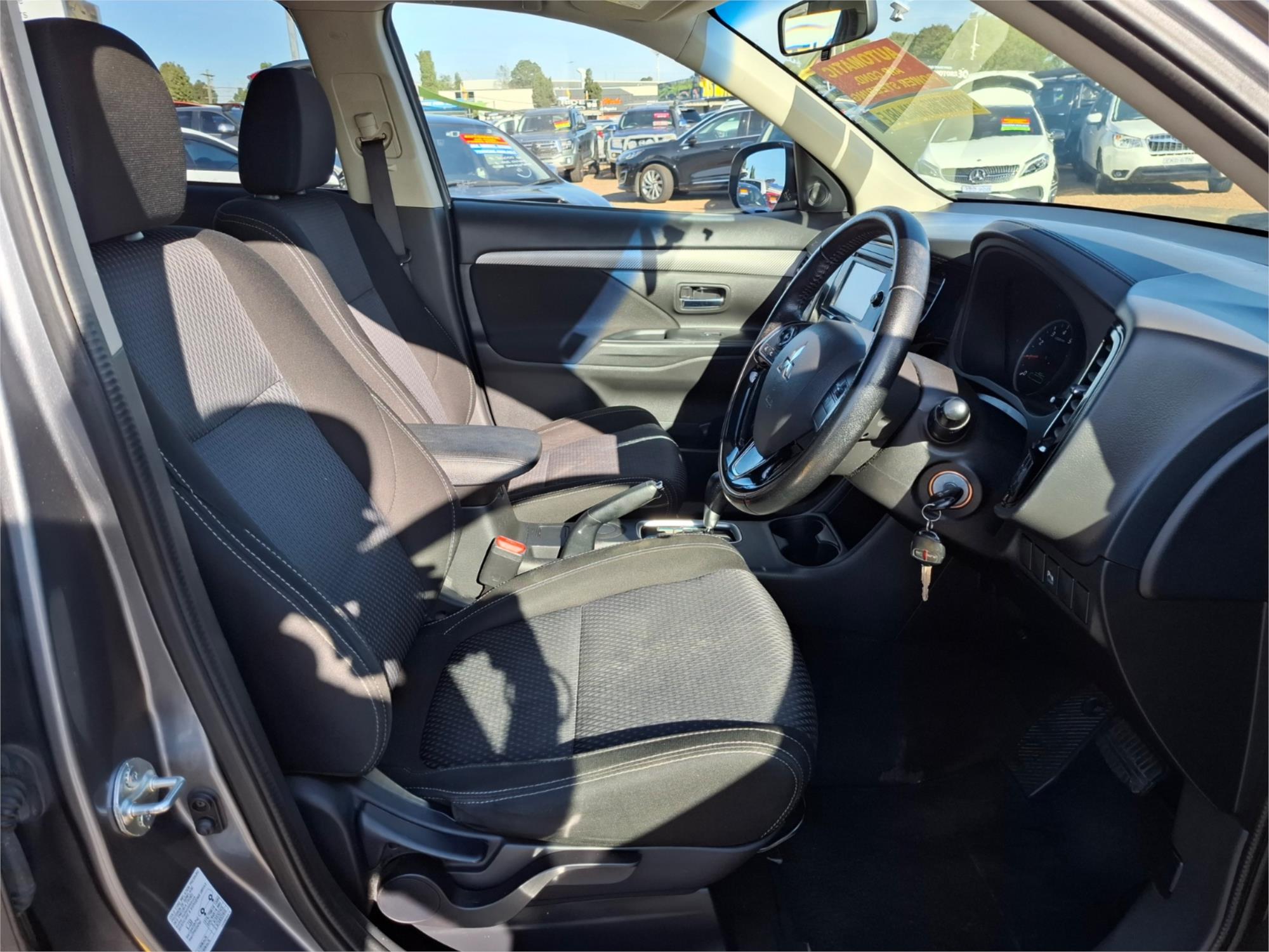 2016 MITSUBISHI OUTLANDER ZK MY16 LS (4x2) CONTINUOUS VARIABLE 4D WAGON