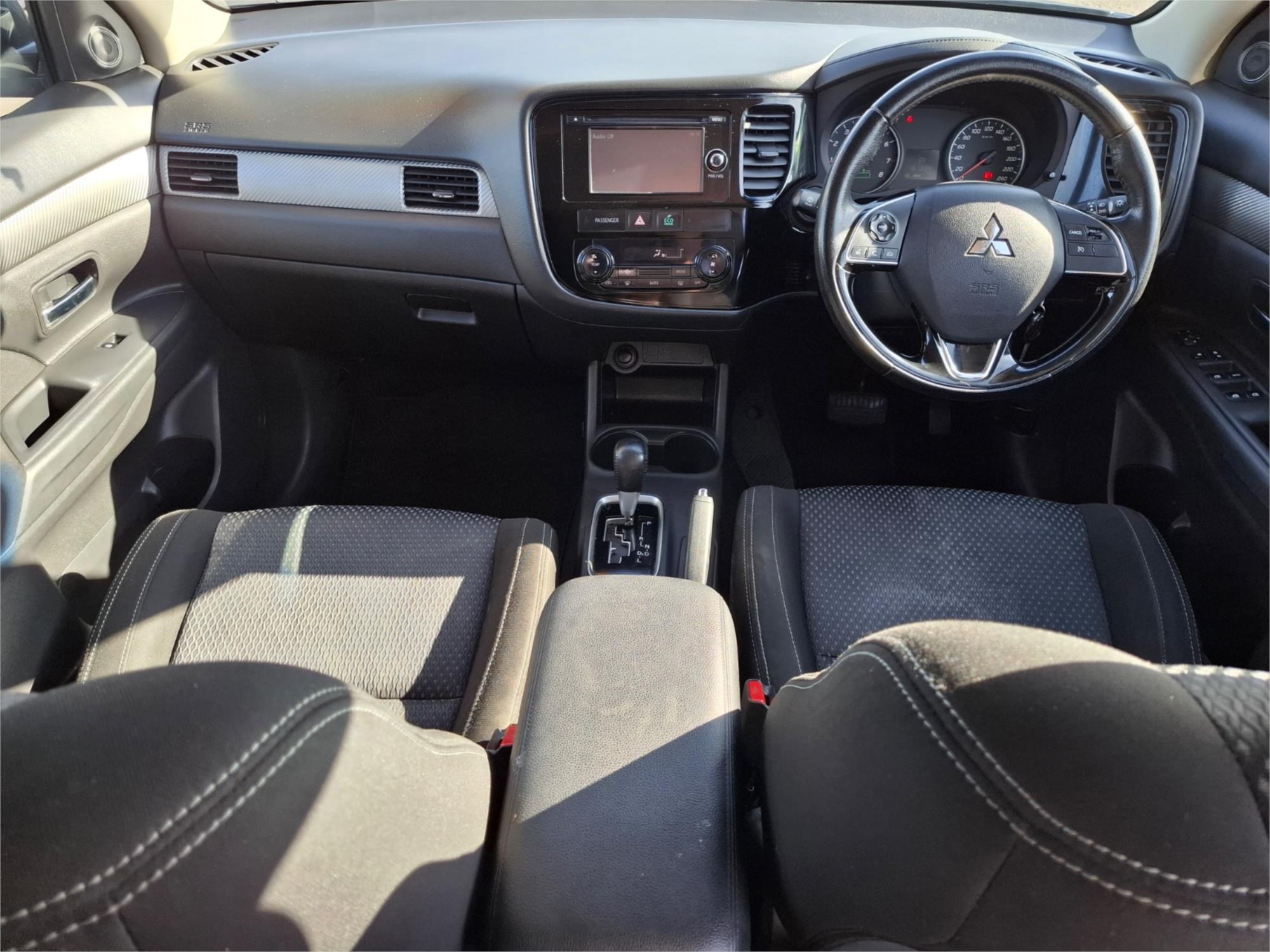 2016 MITSUBISHI OUTLANDER ZK MY16 LS (4x2) CONTINUOUS VARIABLE 4D WAGON