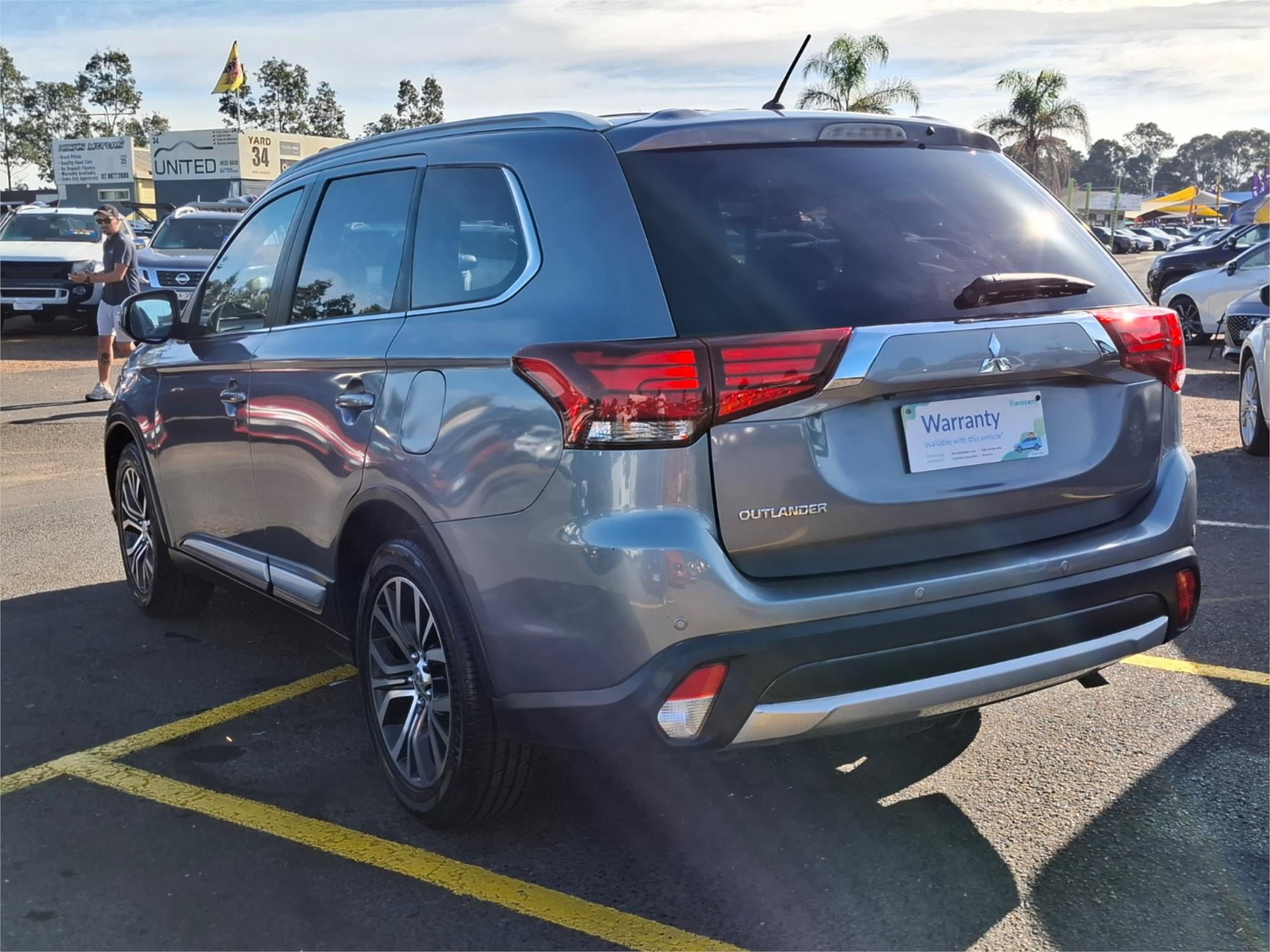 2016 MITSUBISHI OUTLANDER ZK MY16 LS (4x2) CONTINUOUS VARIABLE 4D WAGON