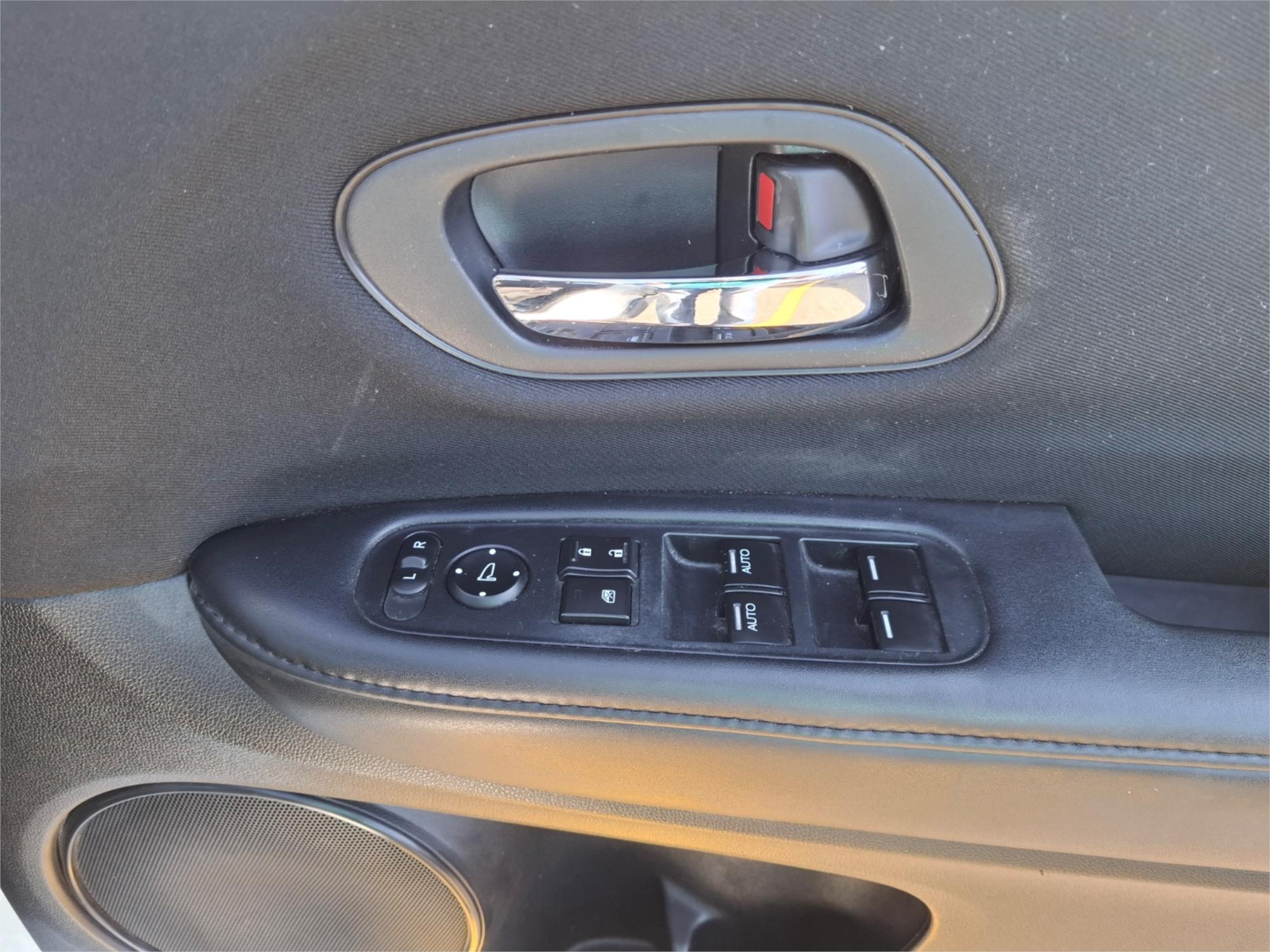 2017 HONDA HR-V MY16 VTi CONTINUOUS VARIABLE 4D WAGON