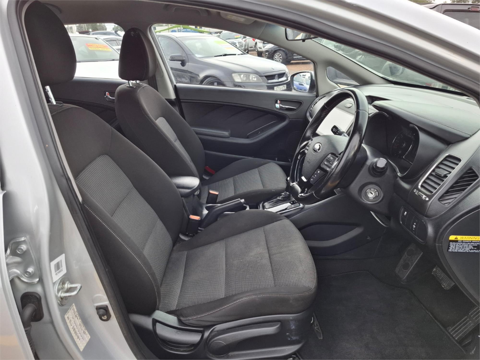 2017 KIA CERATO YD MY17 S 6 SP AUTO SEQ SPORTSHIFT 5D HATCHBACK