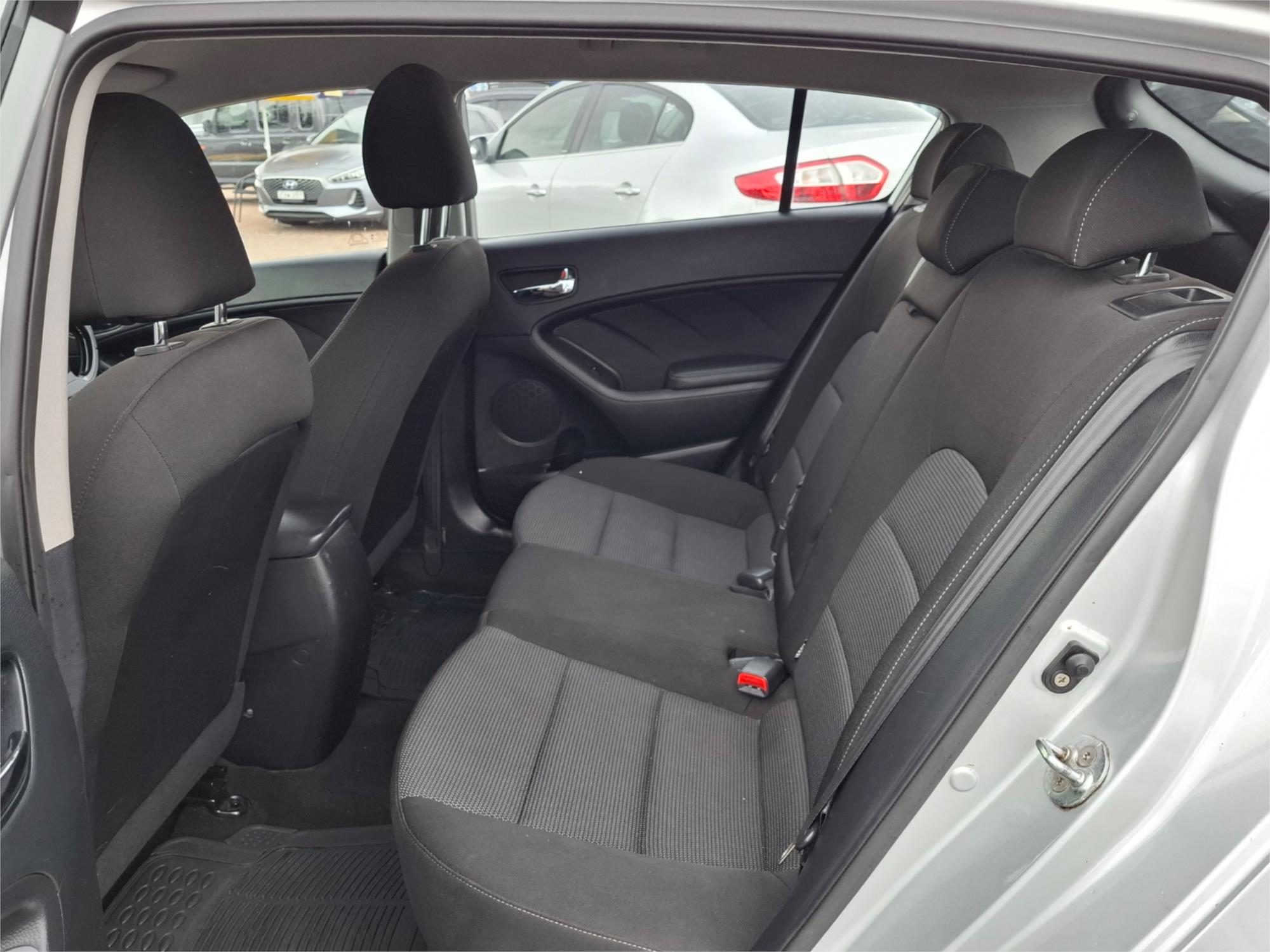 2017 KIA CERATO YD MY17 S 6 SP AUTO SEQ SPORTSHIFT 5D HATCHBACK