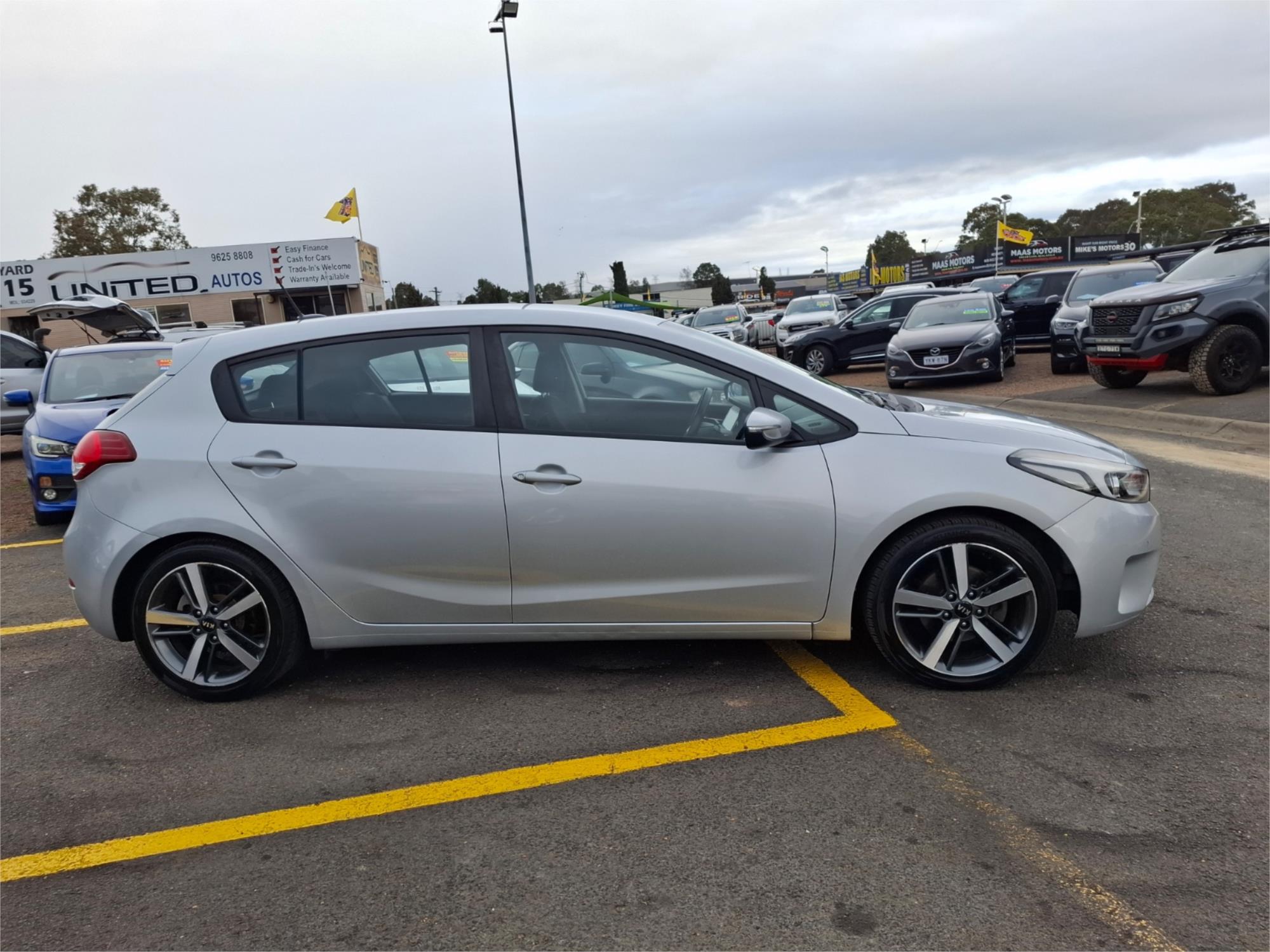 2017 KIA CERATO YD MY17 S 6 SP AUTO SEQ SPORTSHIFT 5D HATCHBACK
