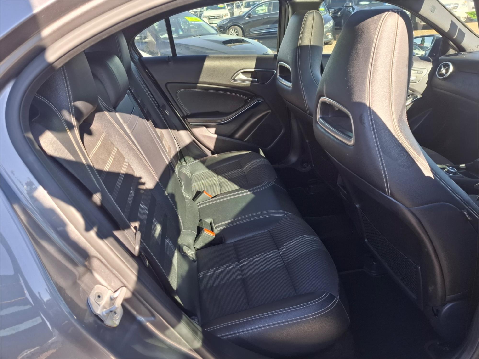 2017 MERCEDES-BENZ A200 176 MY17 7 SP AUTOMATIC 5D HATCHBACK