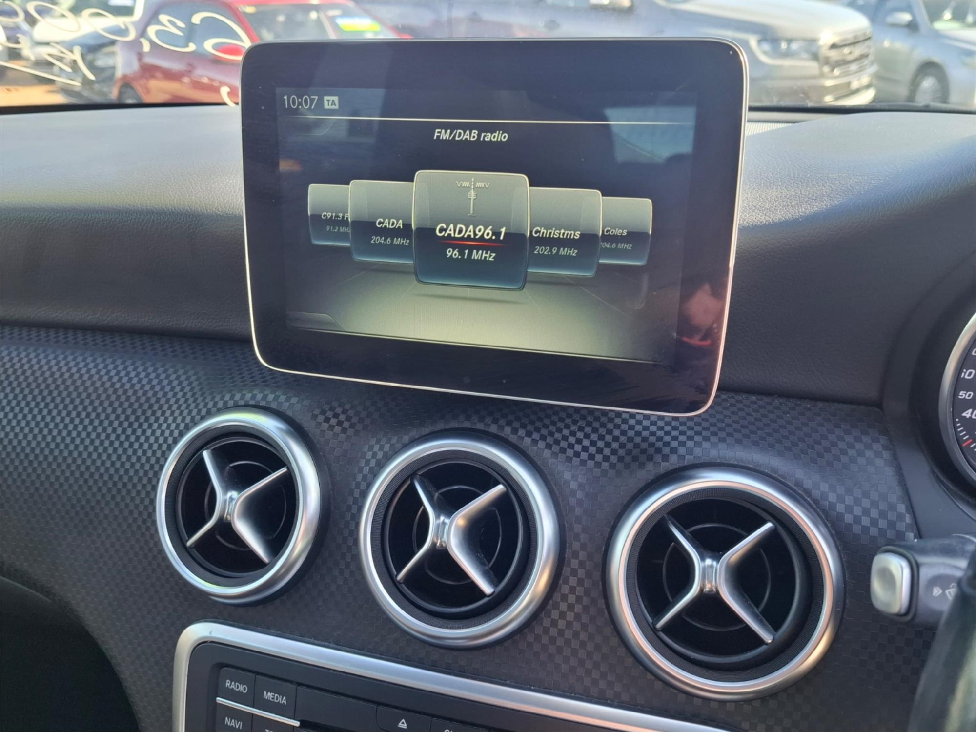 2017 MERCEDES-BENZ A200 176 MY17 7 SP AUTOMATIC 5D HATCHBACK