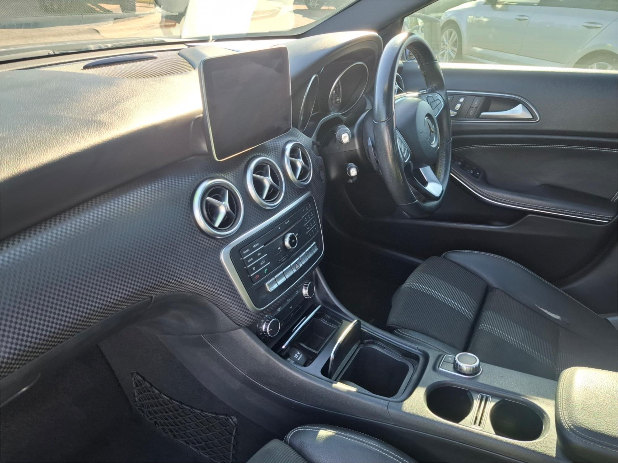 2017 MERCEDES-BENZ A200 176 MY17 7 SP AUTOMATIC 5D HATCHBACK